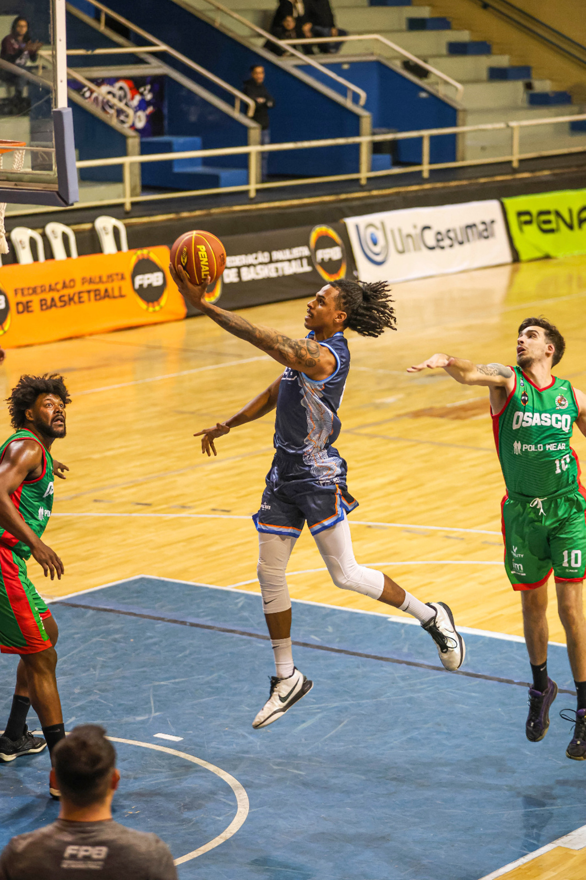 Time chega com confiança em alta após a vitória sobre o Osasco por 67 a 65
