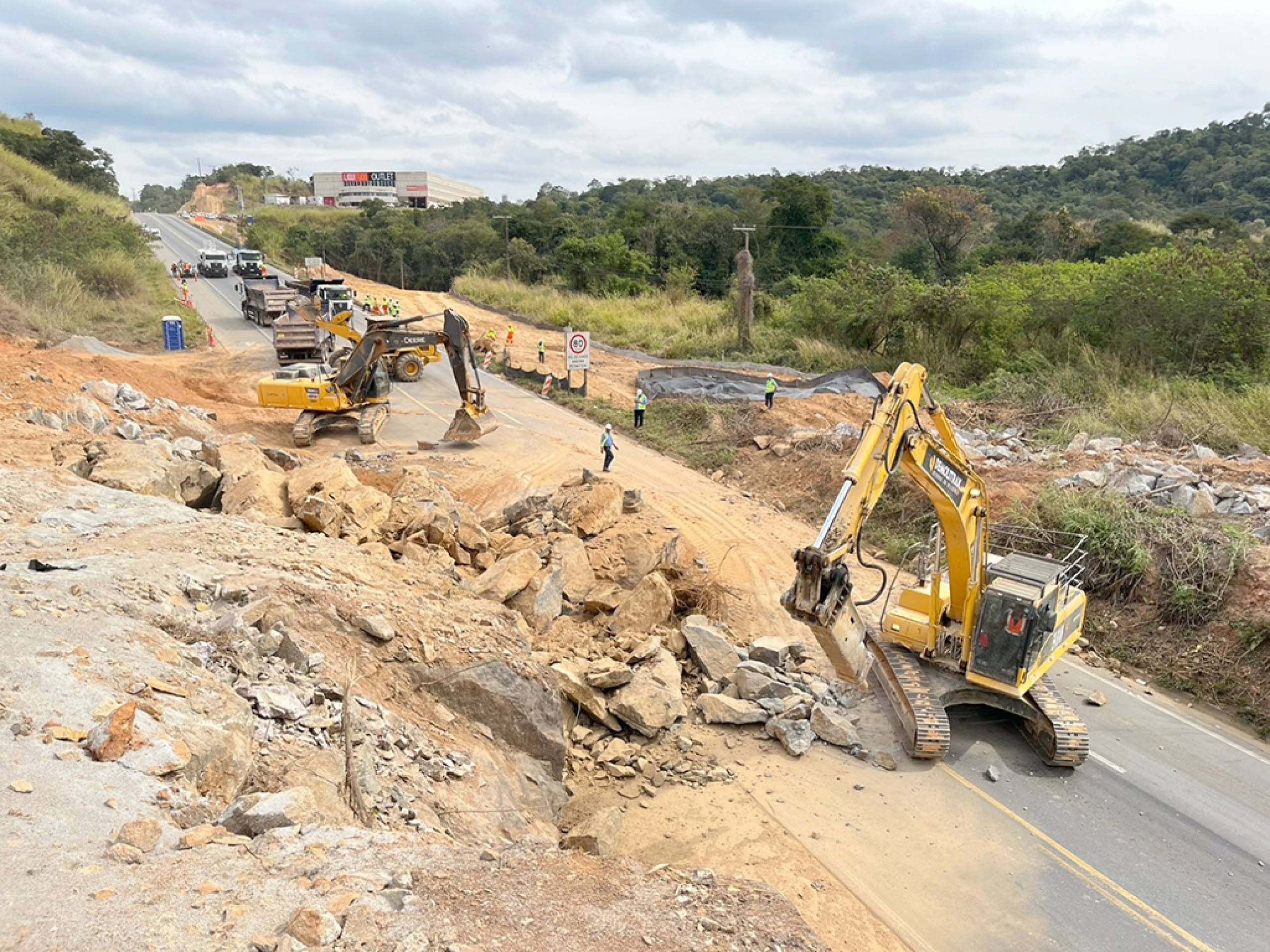 Trecho em São Roque será interditado a partir das 13h: motoristas devem ficar atentos às rotas alternativas
