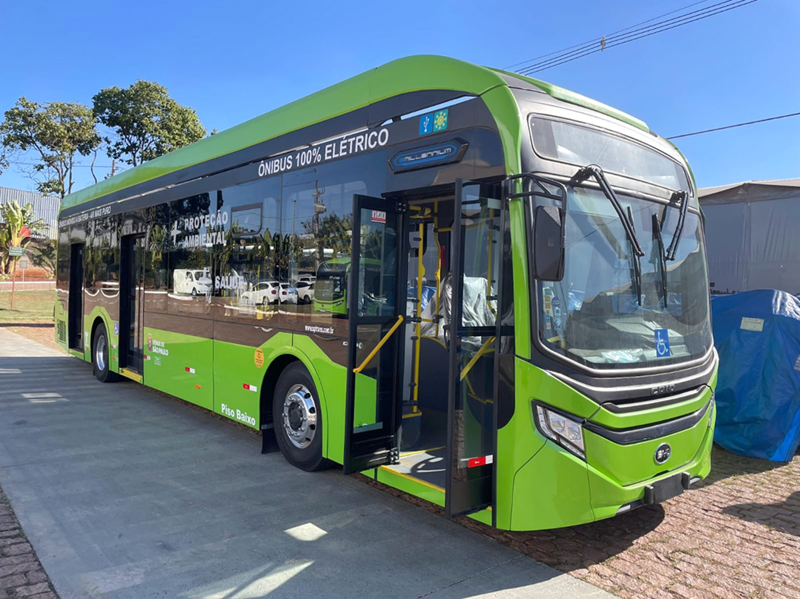 Há uma dinâmica mais complexa no mercado de ônibus elétricos, que envolve processos de licitação pública
