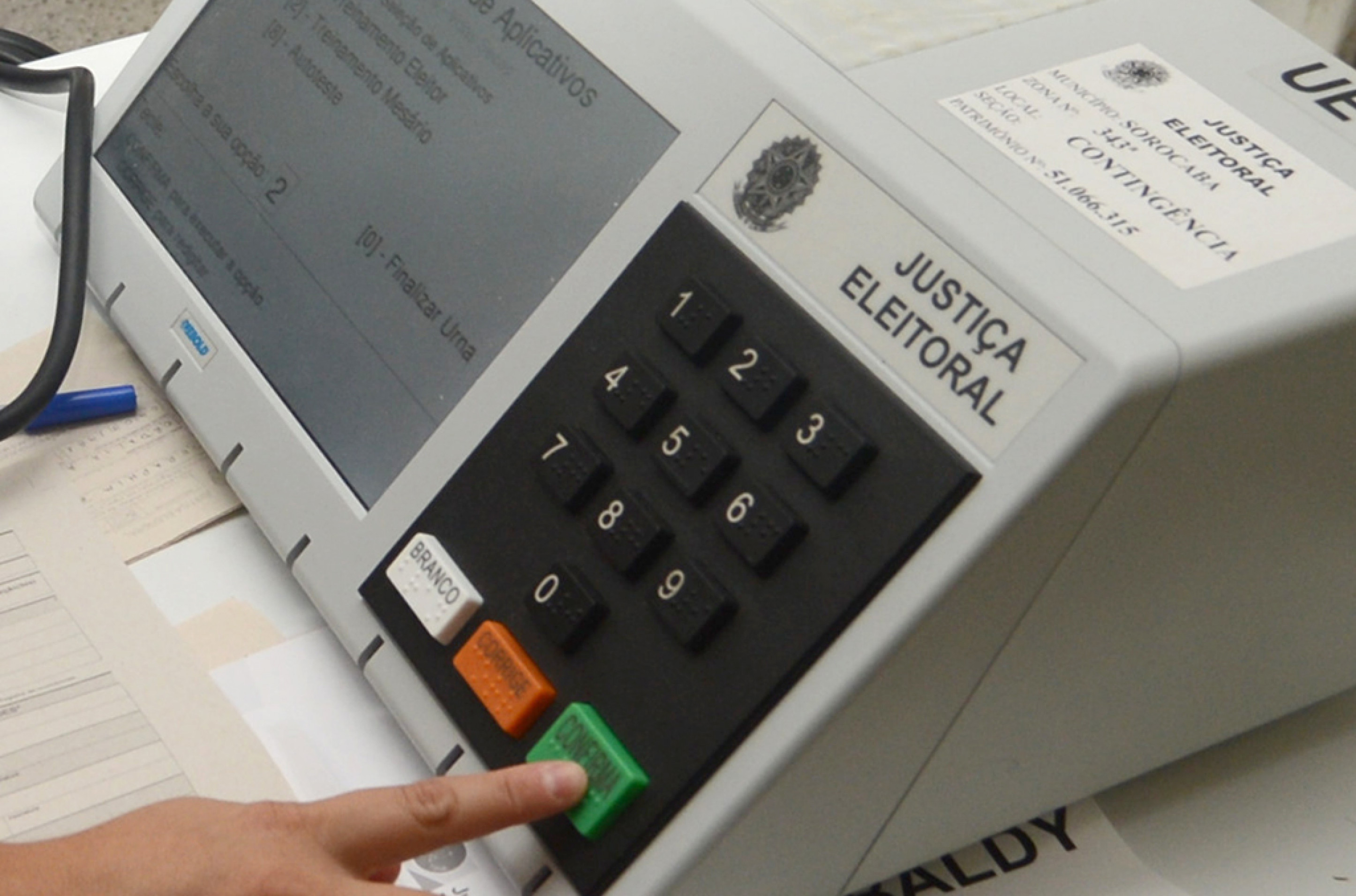 Comprovante do eleitor seria impresso logo após a votação 
