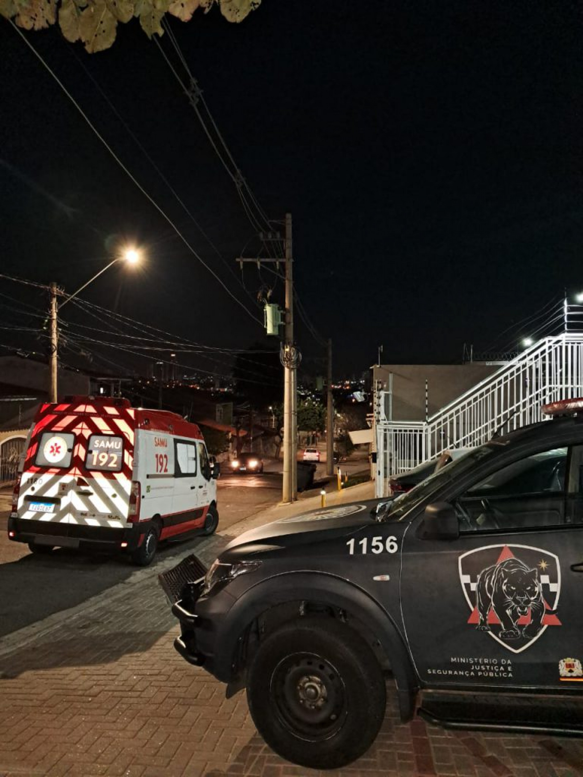 Após receber atendimento médico, a mulher foi conduzida à Delegacia de Polícia