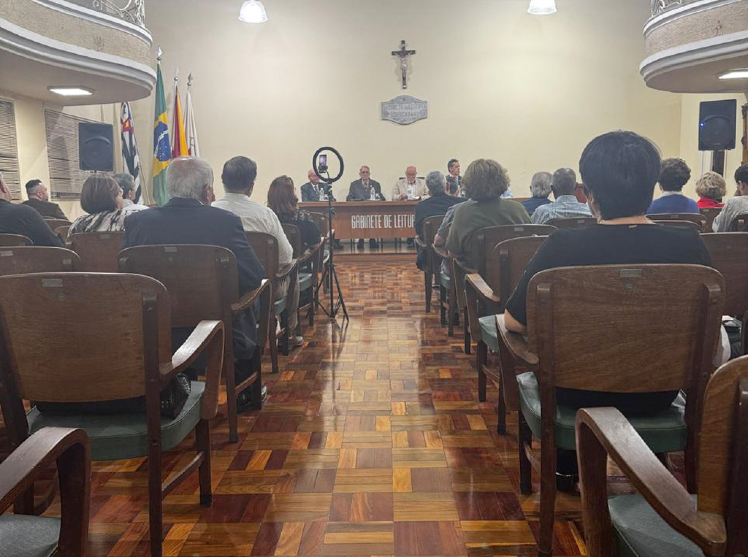 Uso da estrutura da EFS e possível aproveitamento para atividades culturais foram algumas das propostas apresentadas no encontro