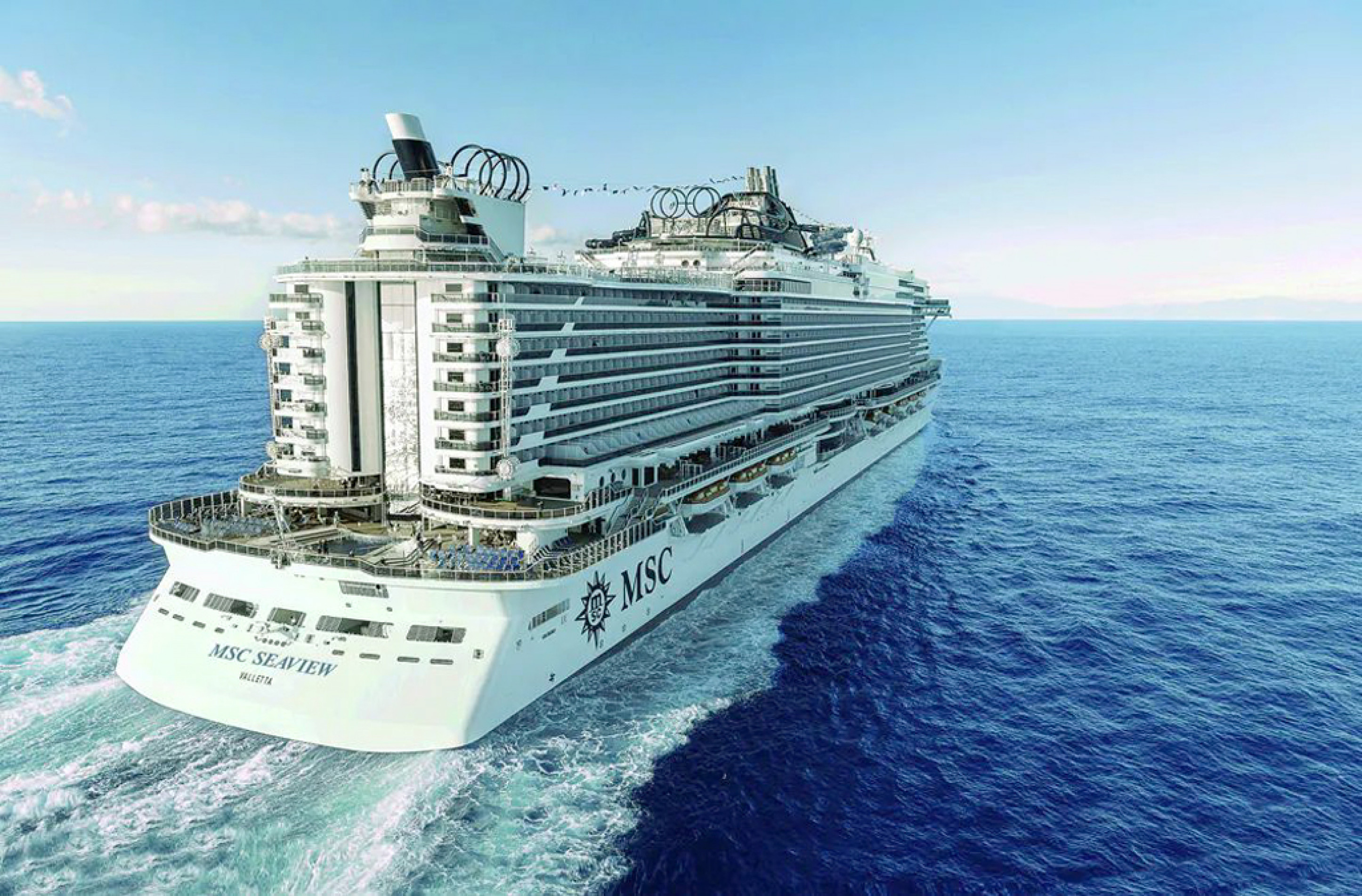 Serão dois transtlânticos e um deles é o MSC Seaview
