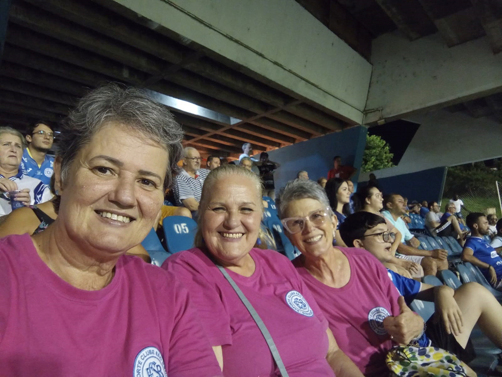 Maria Helena com as irmãs Rosa e Marina: confiança em alta 
