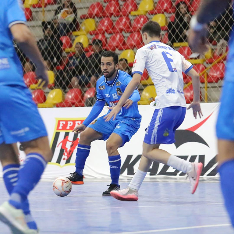 Time sorocabano faz 3 a 2 no adversário e segue em segundo no Paulista de Futsal
