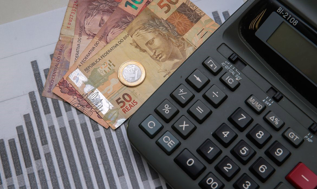 Em 12 meses, saldo passou a ser negativo em R$ 27 bi
