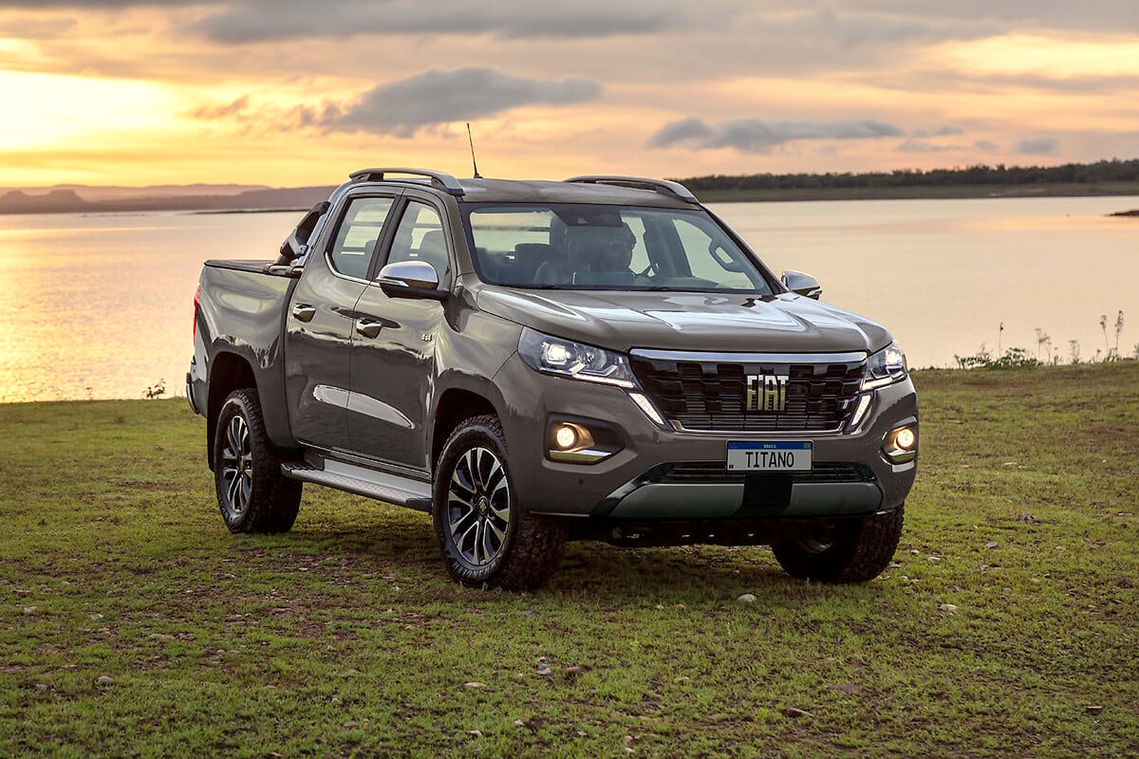 Veículo 
recebeu novos equipamentos e um visual ainda mais robusto e sofisticado na linha 2026
