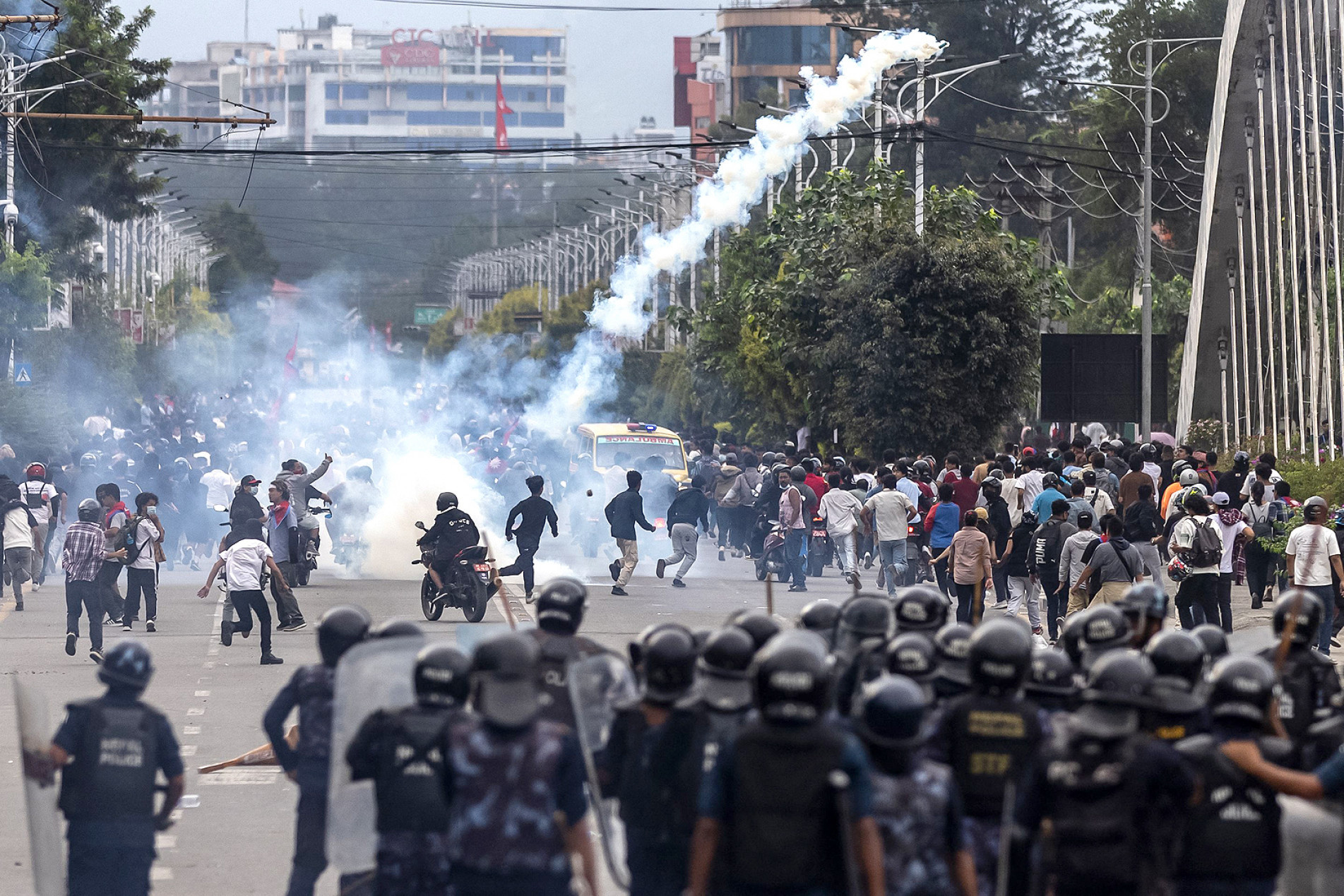 Multidão se posicionou
contra censura nas redes