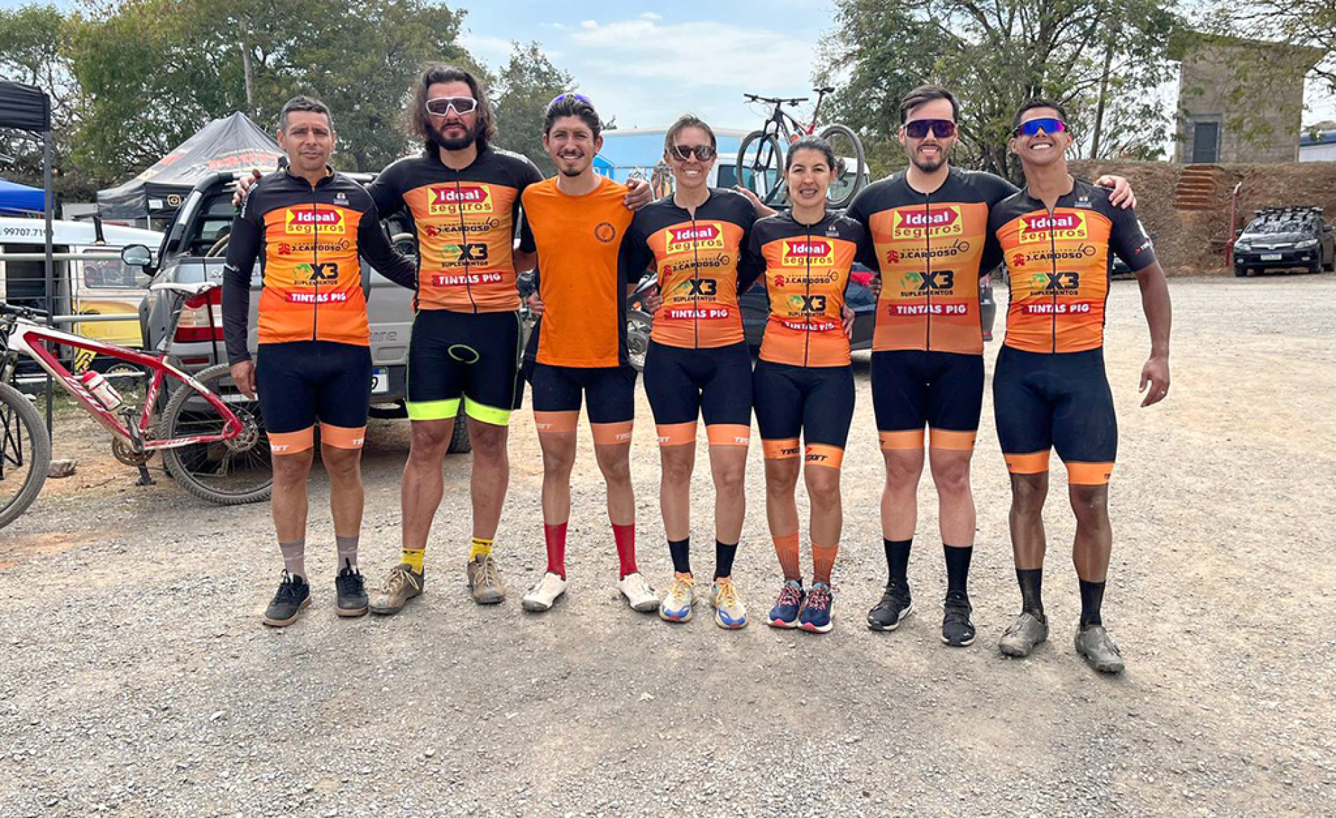 Atletas representam a Liga de Ciclismo de Sorocaba em Salto de Pirapora
