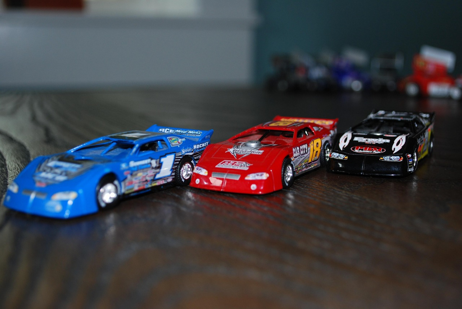 Carrinhos de brinquedos