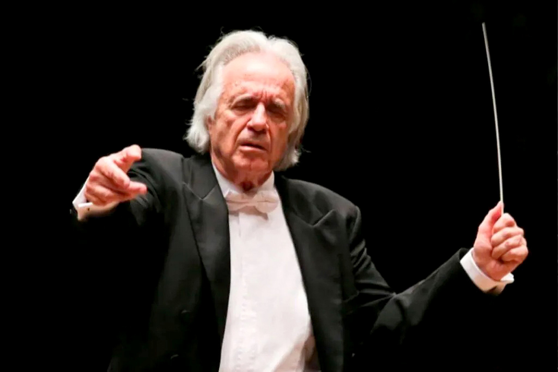 Maestro receberá 40 mil euros
