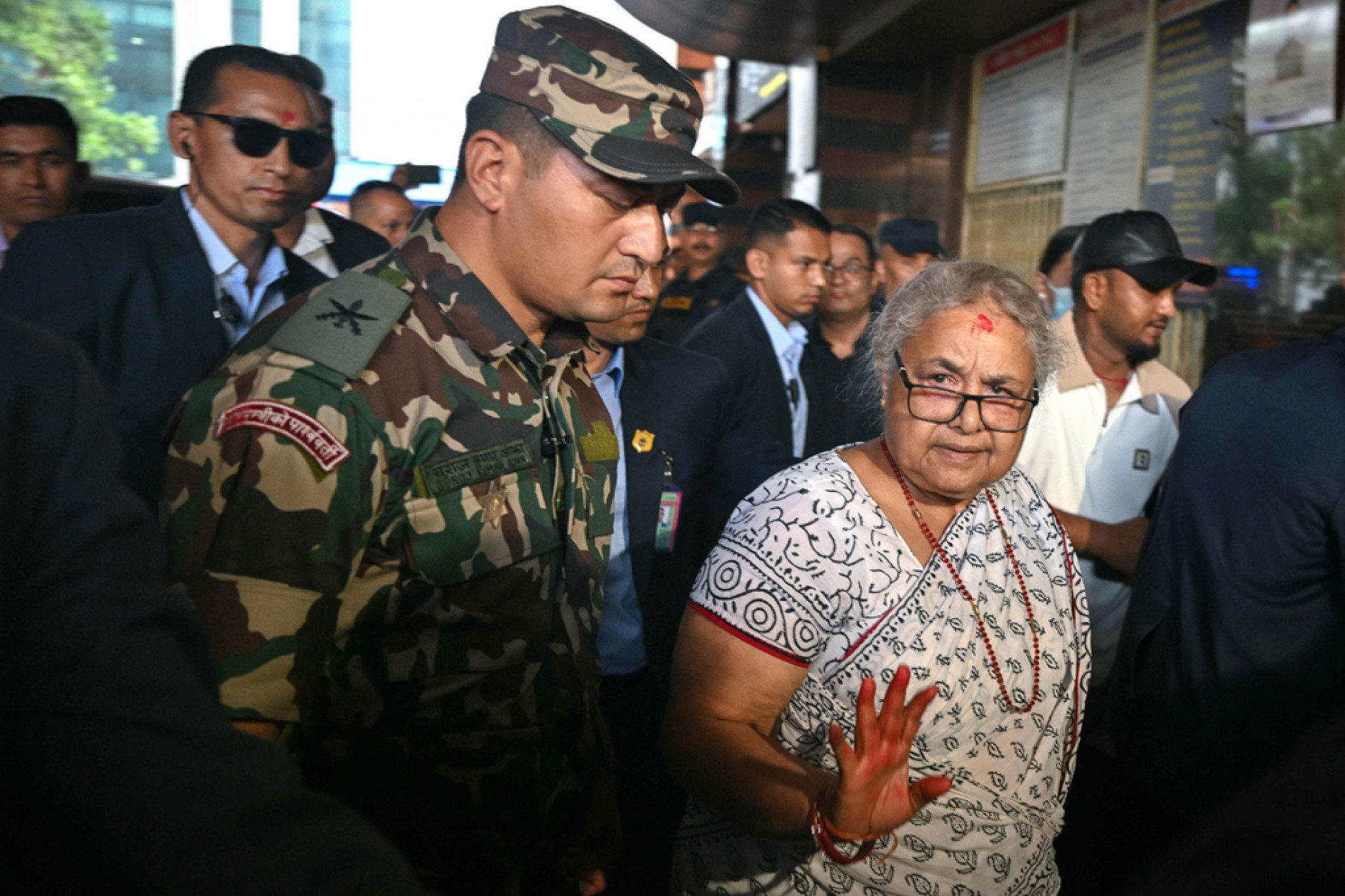 Sushila era presidente da Suprema Corte e visitou feridos 