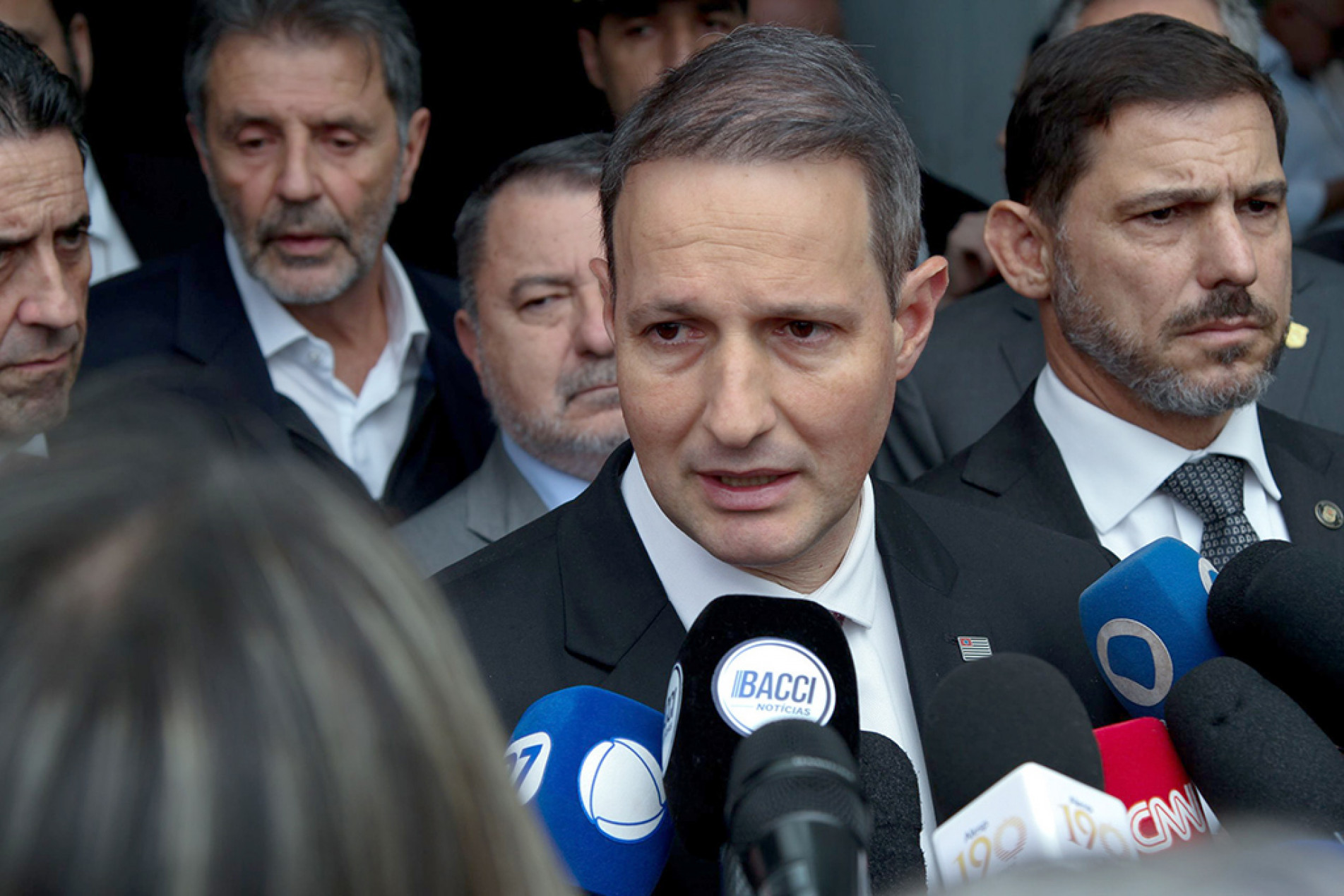 Polícia investiga várias hipóteses, disse Guilherme Derrite 
