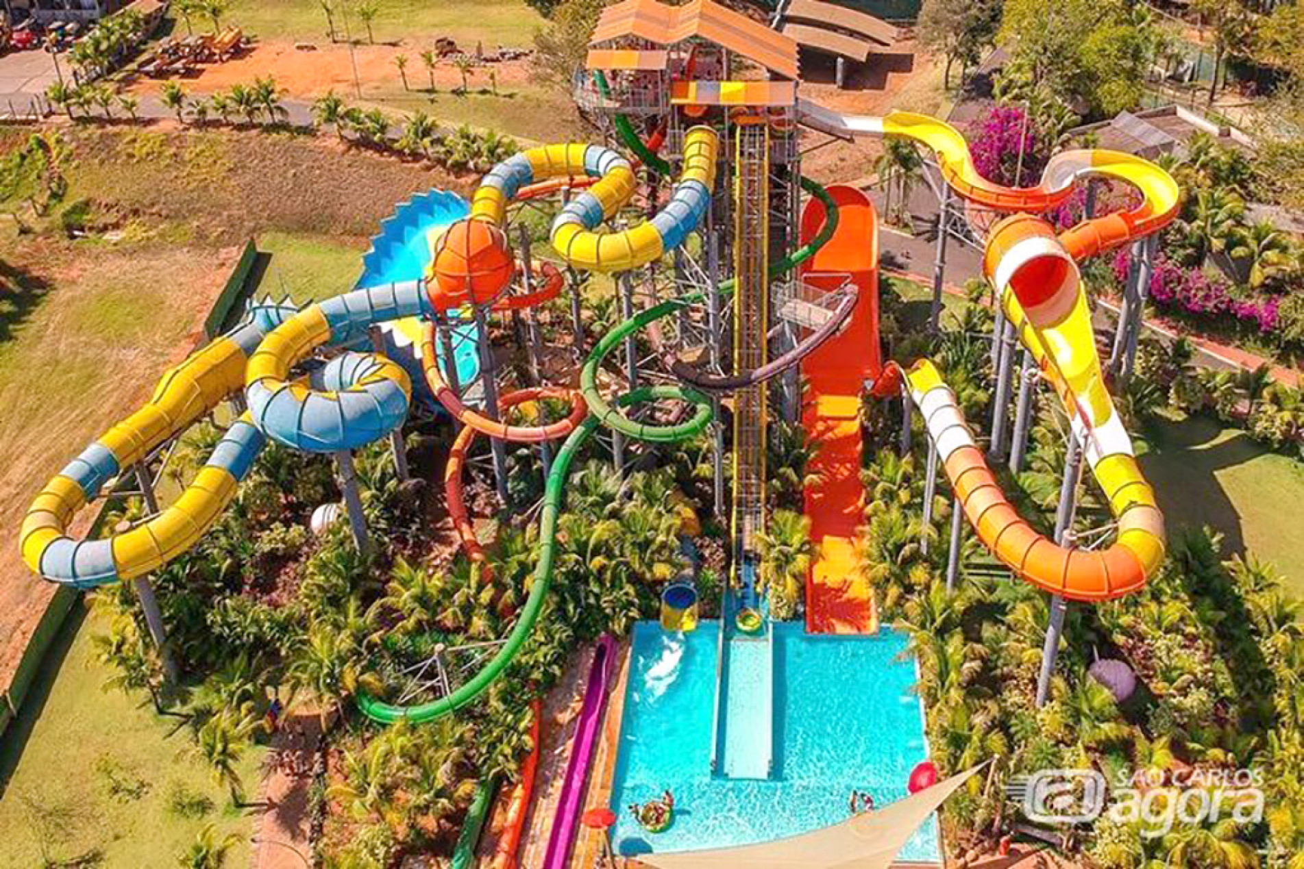 Rapaz de 15 anos caiu de plataforma 
