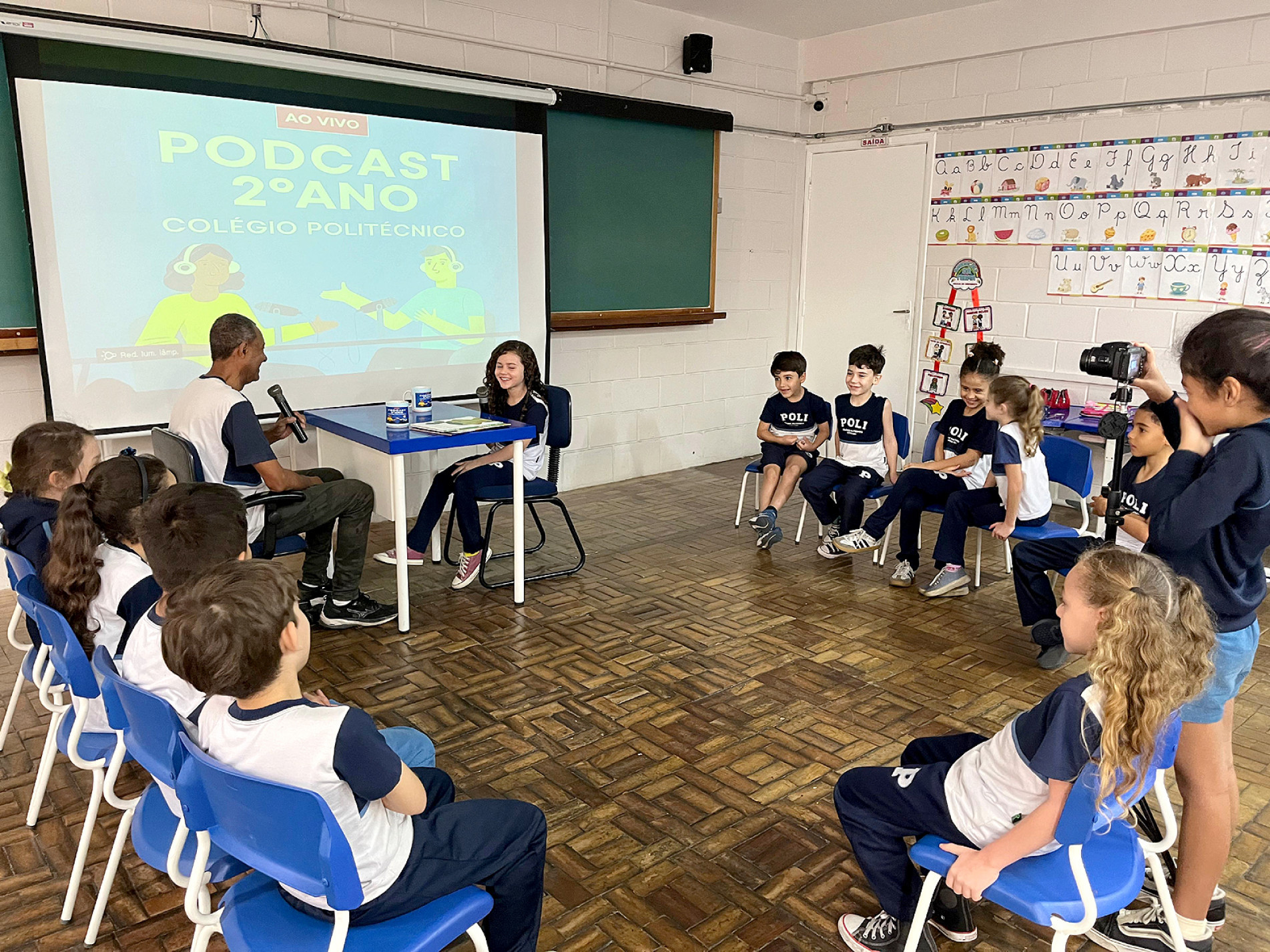 Histórias, curiosidades e descobertas ampliam o repertório cultural e social dos estudantes
