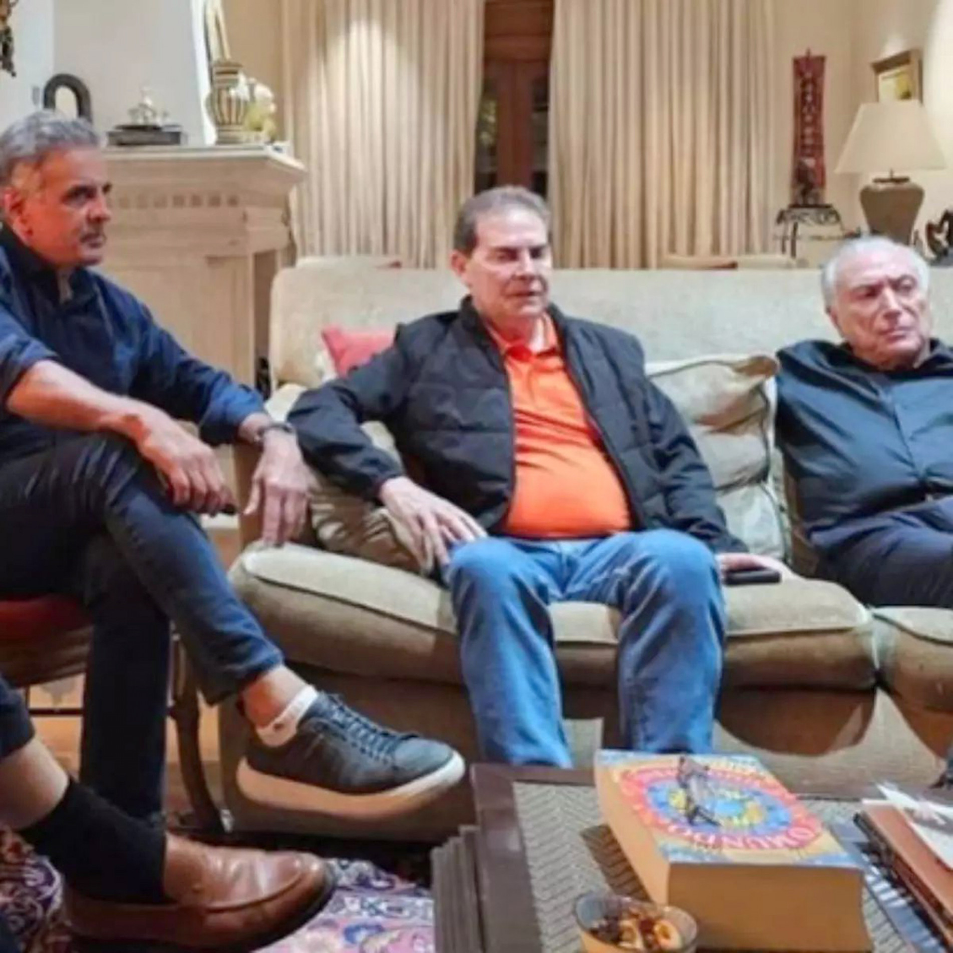 Paulinho da Força se reuniu com Aécio Neves e Michel Temer
