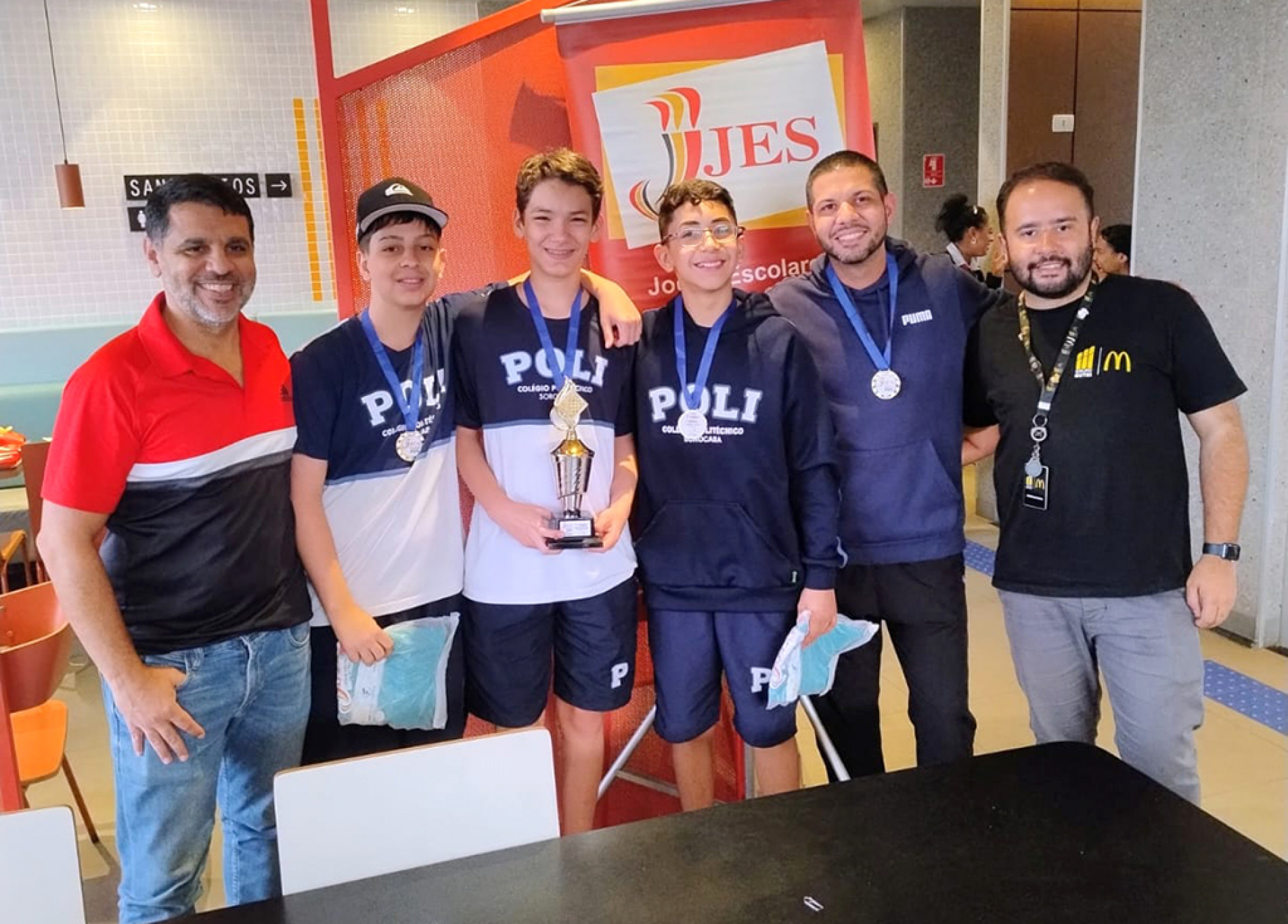 Equipe da unidade 1 vence o Colégio Montesso e ainda tem Samuel Gutierres como campeão individual

