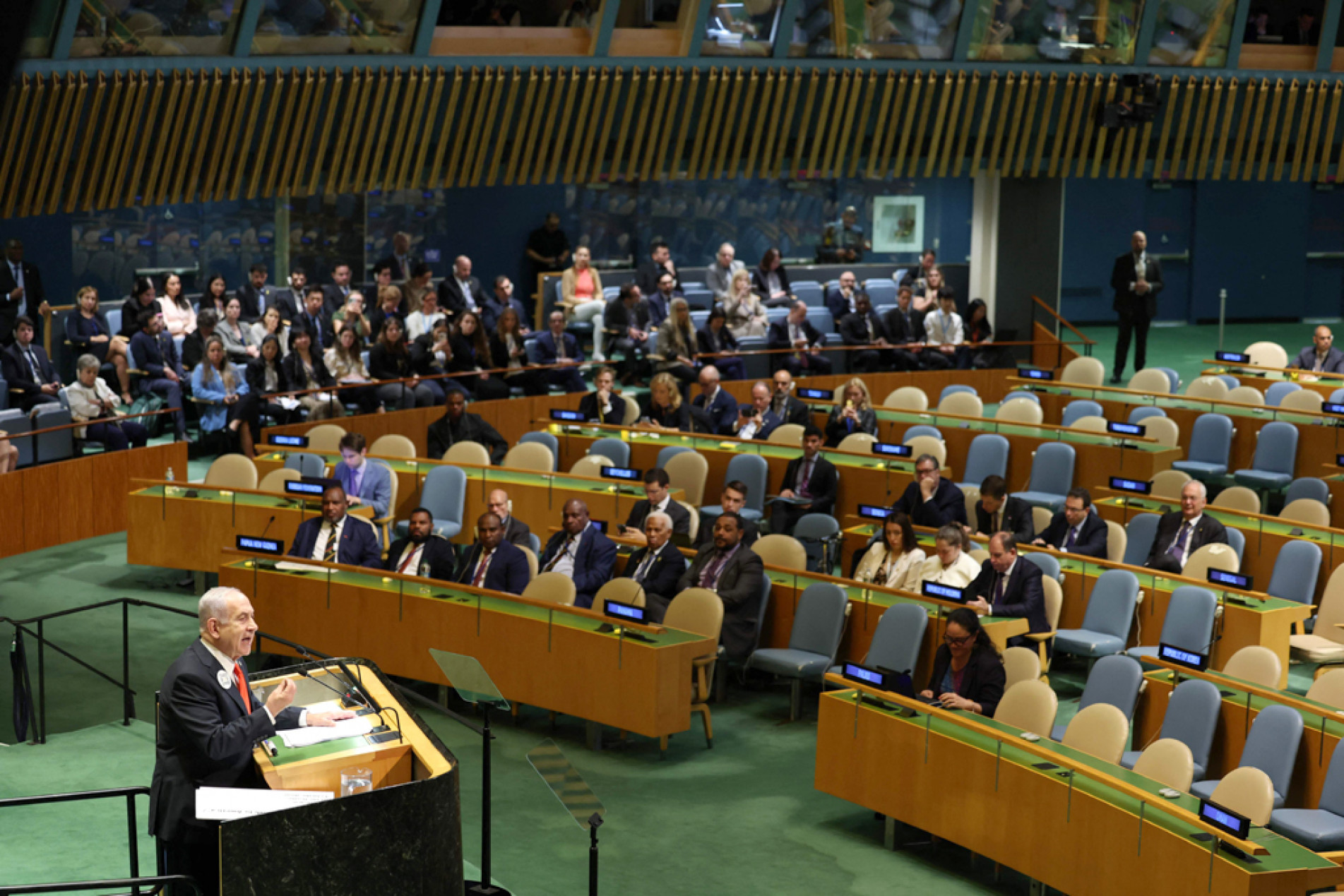 Cadeiras ficaram vazias no quarto dia da Assembleia-Geral