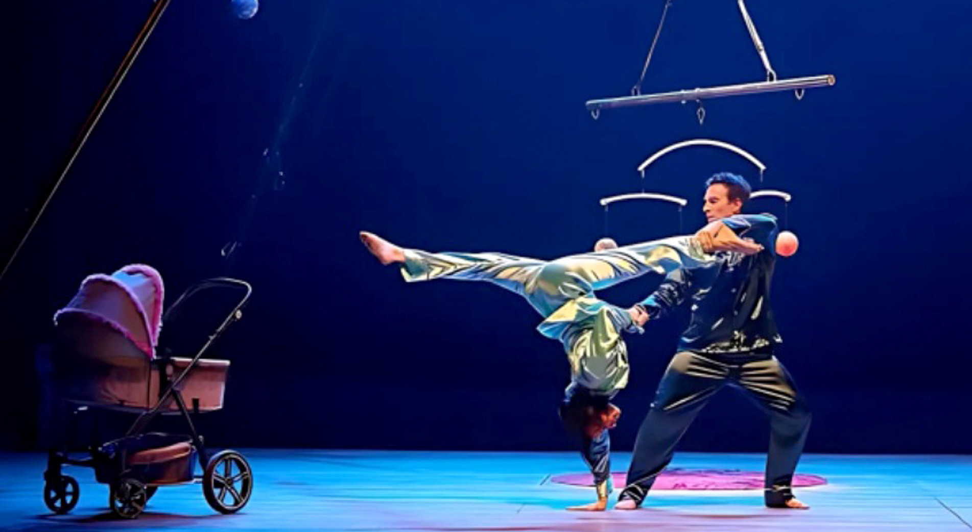 A agenda inclui apresentações 
de música, circo, teatro, 
contação de histórias e cinema