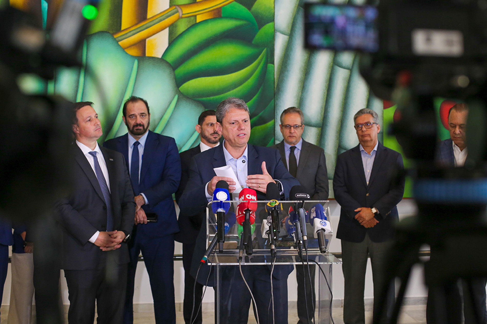 Tarcísio criou gabinete de crise para lidar com o problema
