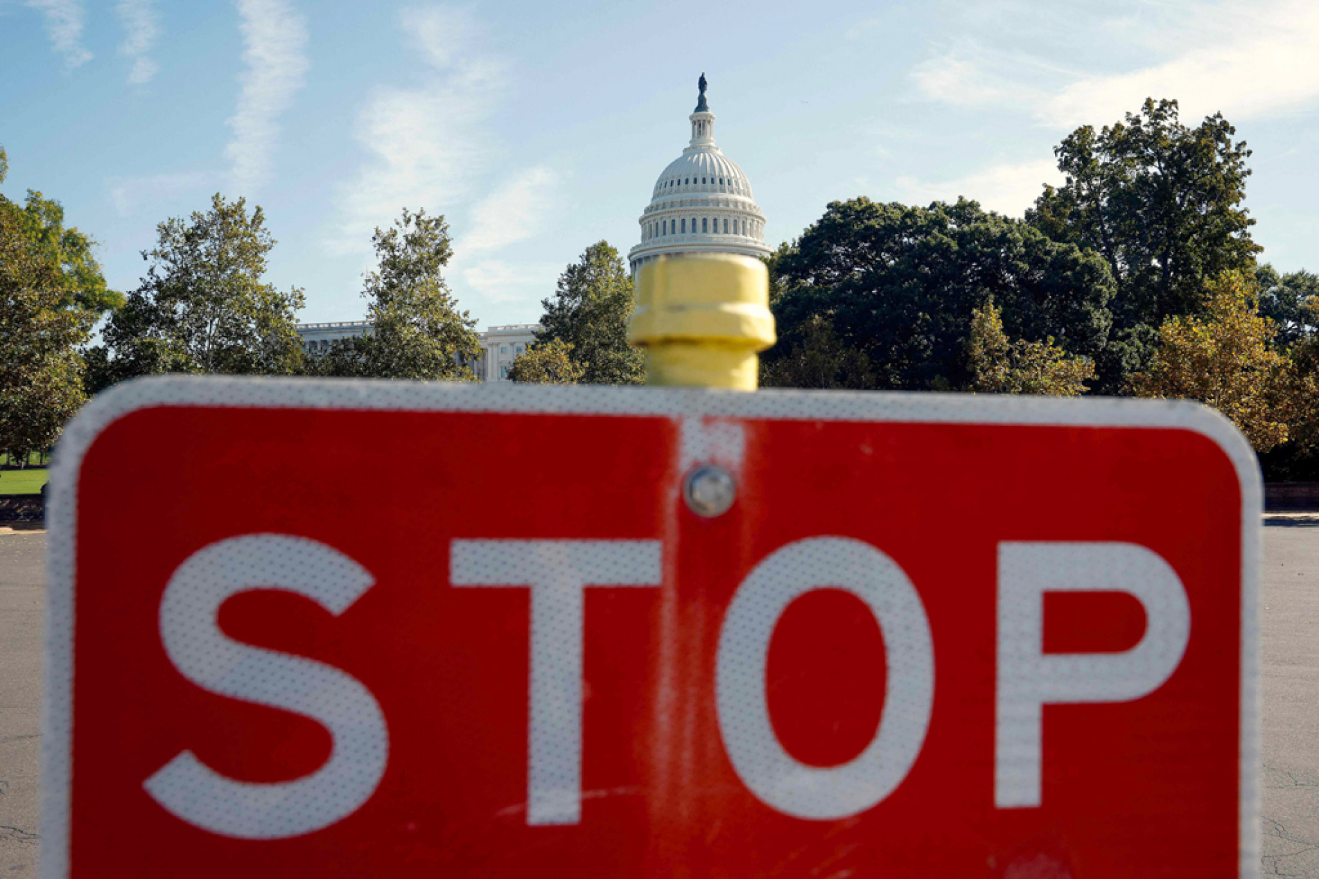 Shutdown paralisou alguns serviços públicos no país

