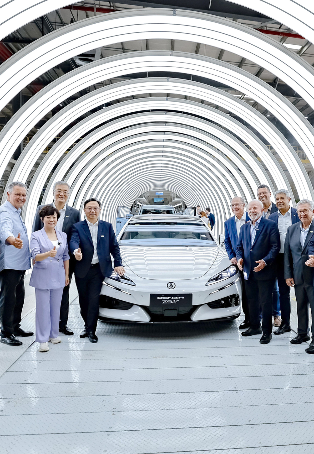 Lula esteve na inauguração da BYD em Camaçari, na Bahia
