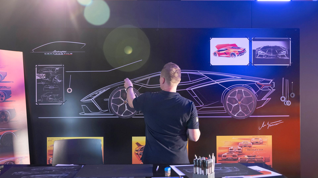 Estúdio foi o primeiro departamento interno desse tipo entre fabricantes de superesportivos
