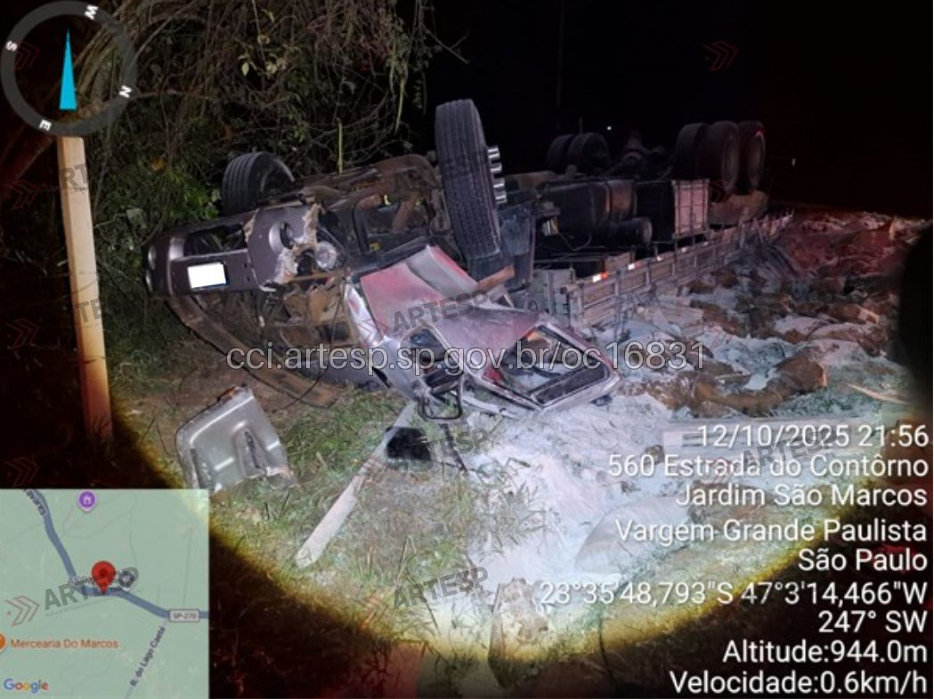 O caminhão foi removido ao Departamento de Policia