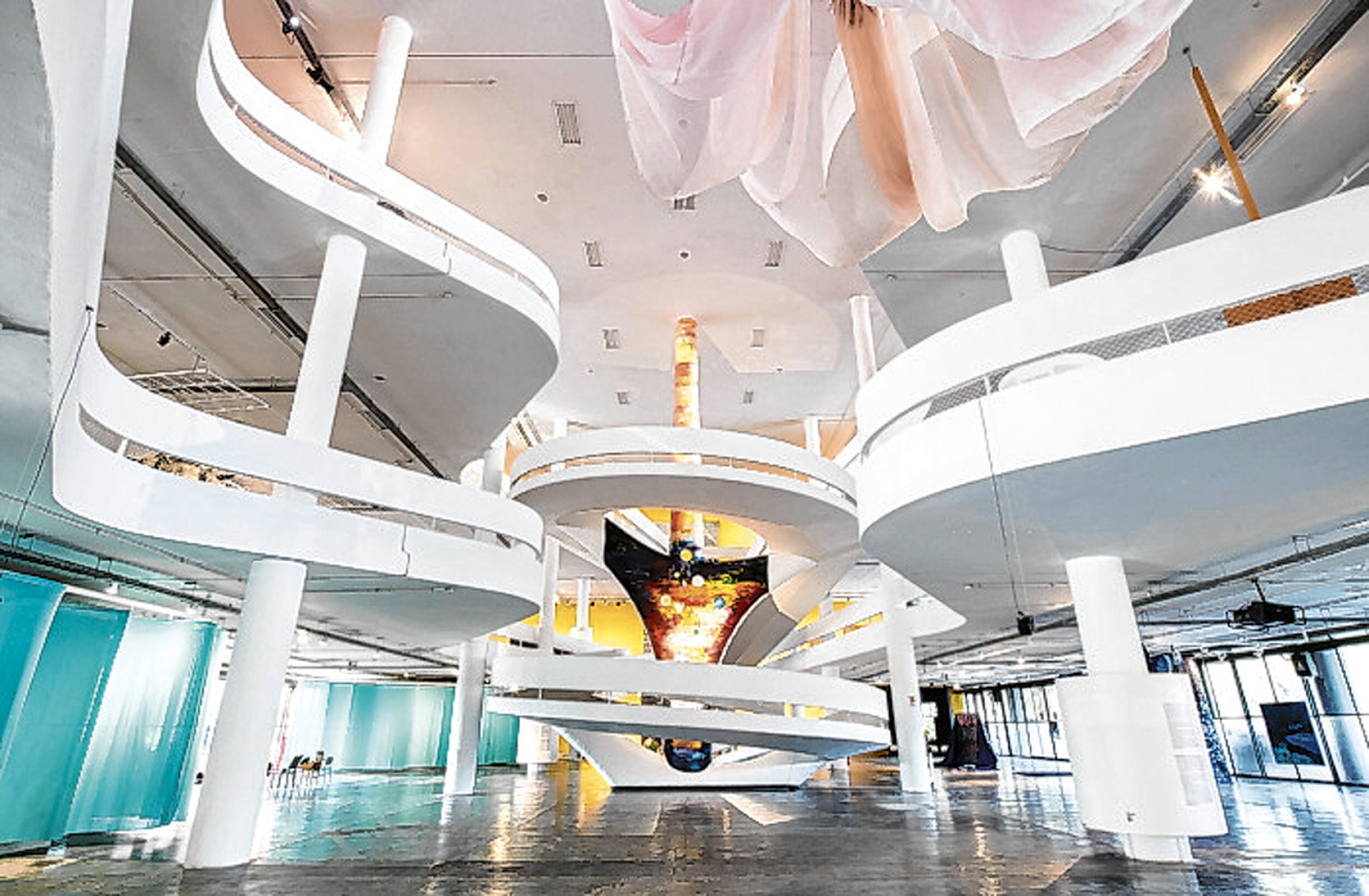 Encontro propõe reflexões sobre humanidade
