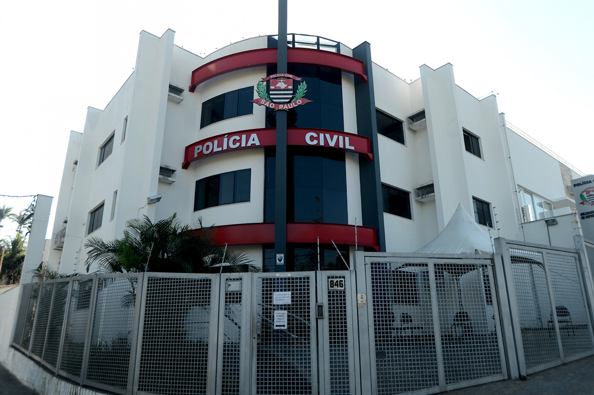 Em caso de suspeitas, para buscar orientação, o recomendado 
é procurar a Delegacia de Defesa da Mulher (DDM)
