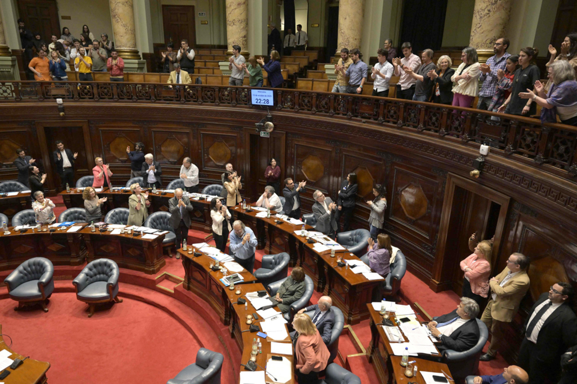 Igreja Católica foi contra 
