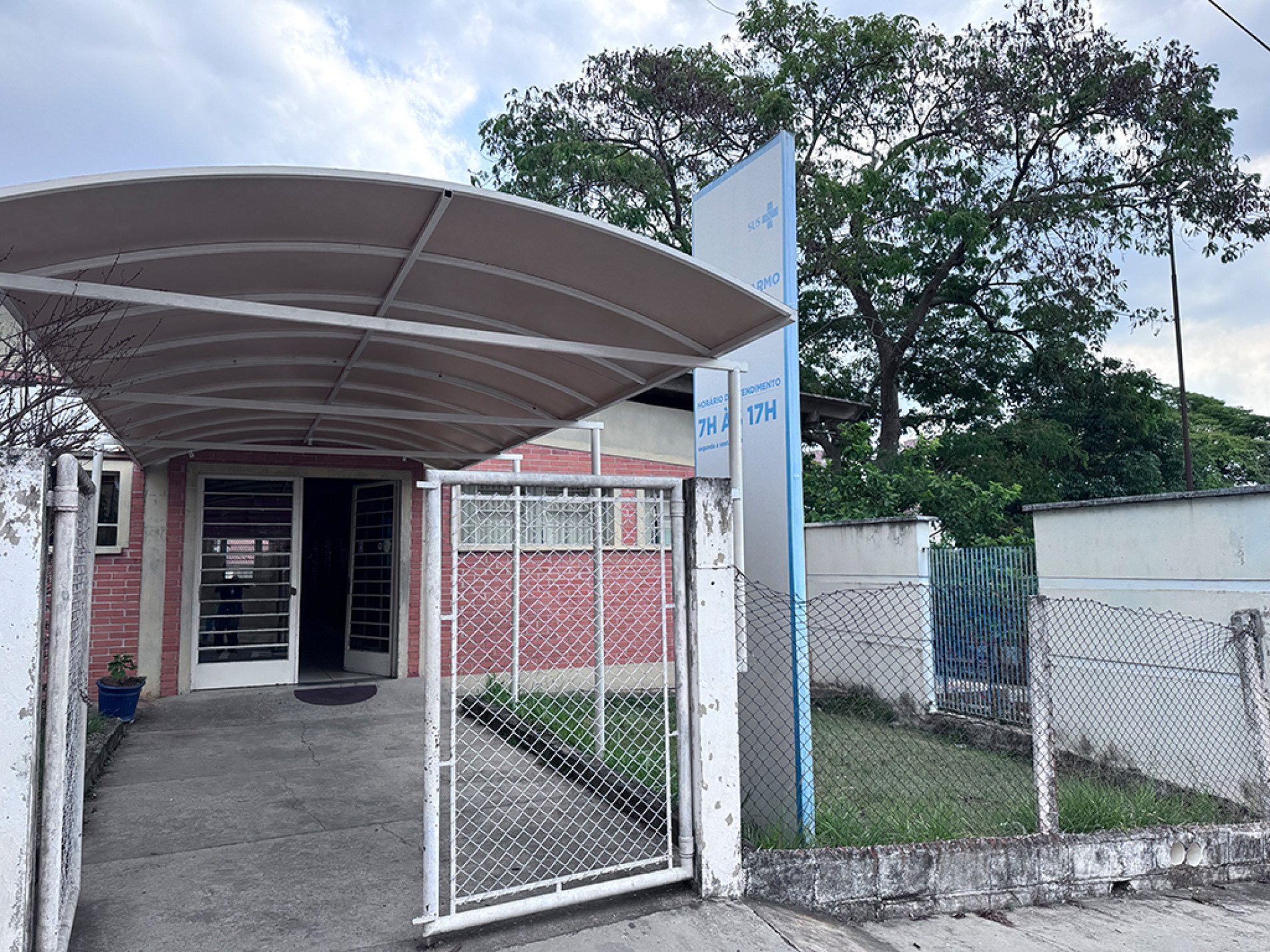 Problema de desabastecimento também preocupa servidores da rede pública
