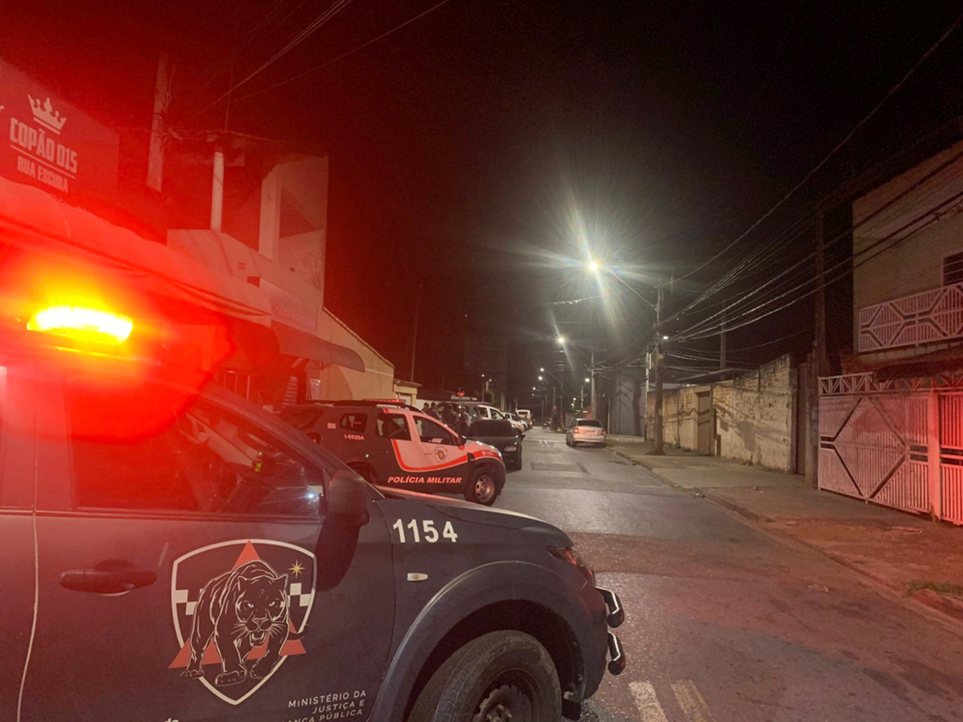 Contatos para ocorrências de perturbação do sossego, eventos clandestinos ou outras irregularidades são pelos telefones 153 (GCM) e 190 (PM)