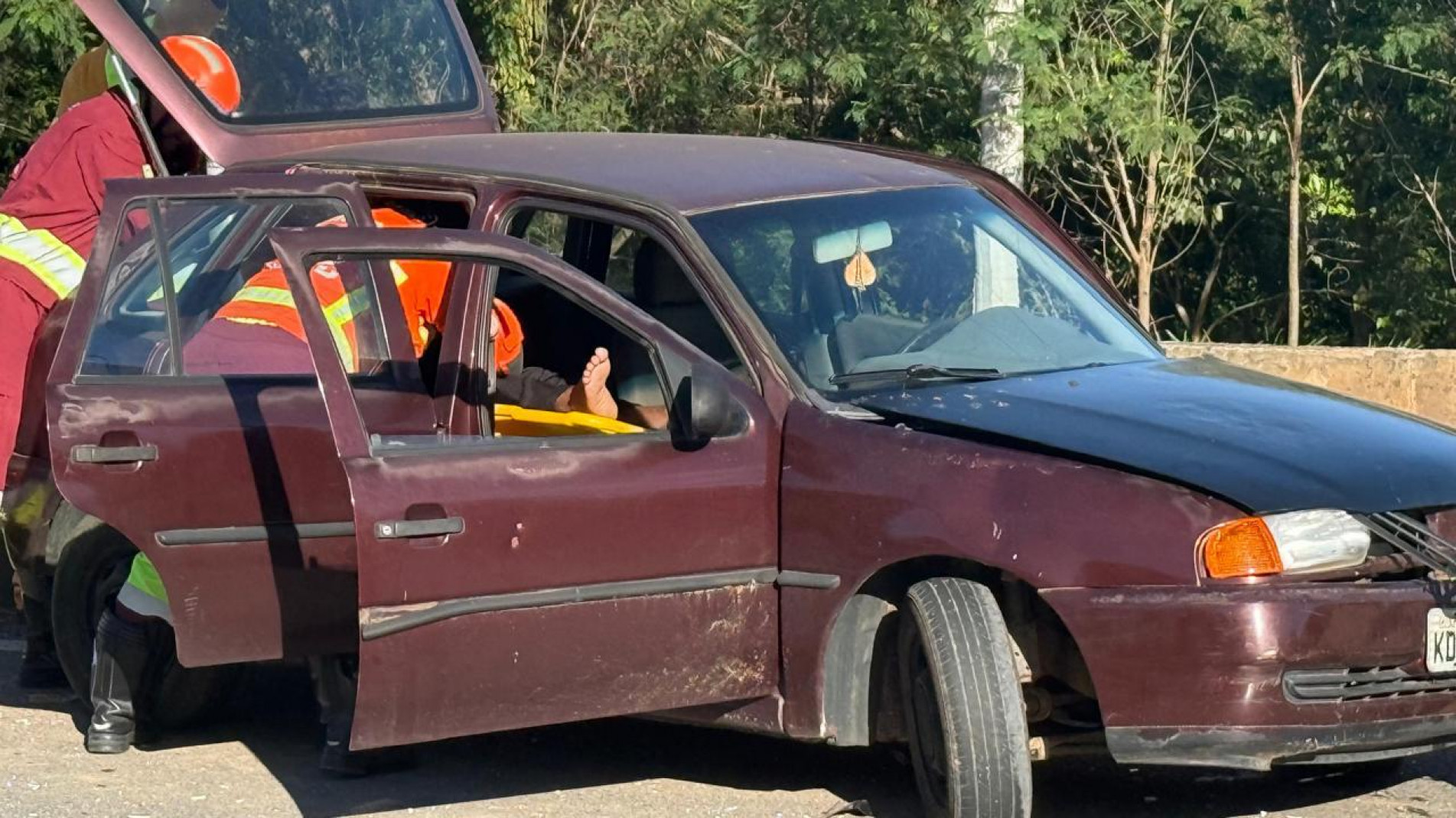 Acidente ocorreu após um veículo tentar entrar na pista a partir do acostamento