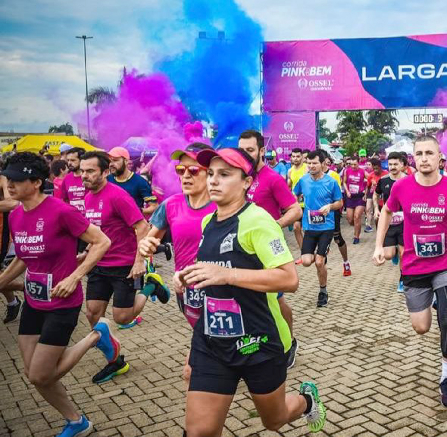 Evento promovido pela Liga Sorocabana de Combate ao Câncer integra o Outubro Rosa e destina parte da renda a exames para mulheres do SUS
