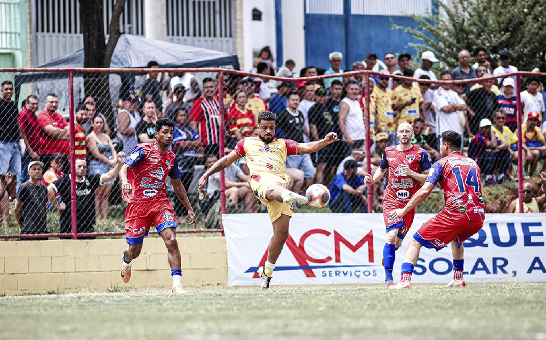 Vila Helena é um dos times que busca vaga para a final
