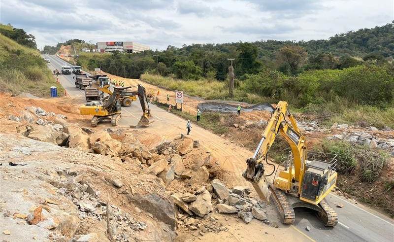 A concessionária adverte que os motoristas devem planejar seus deslocamentos com antecedência e redobrar a atenção à sinalização e às orientações das equipes