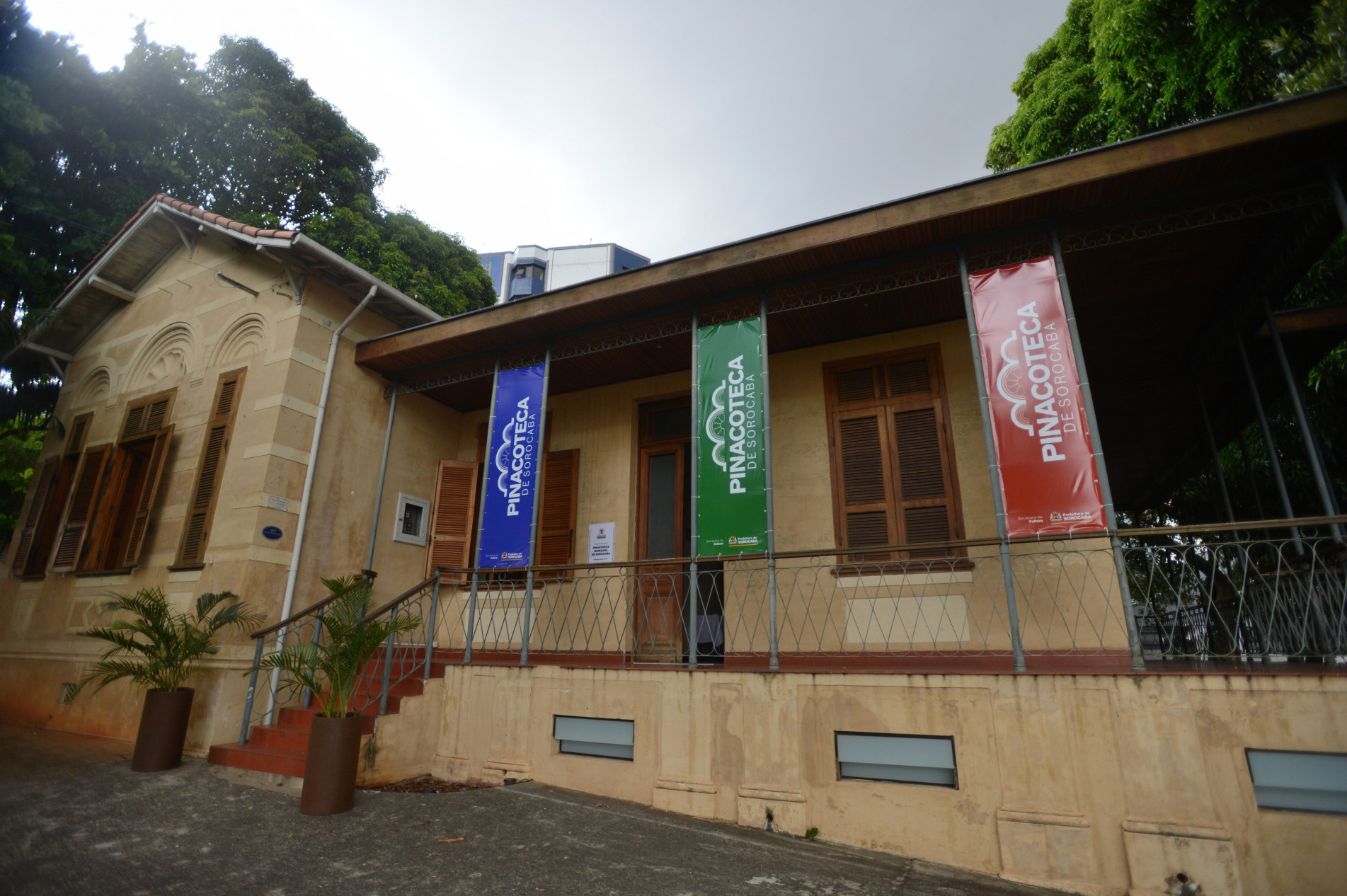 A exposição permanece aberta até 10 de dezembro, de segunda a sexta-feira, das 8h às 17h