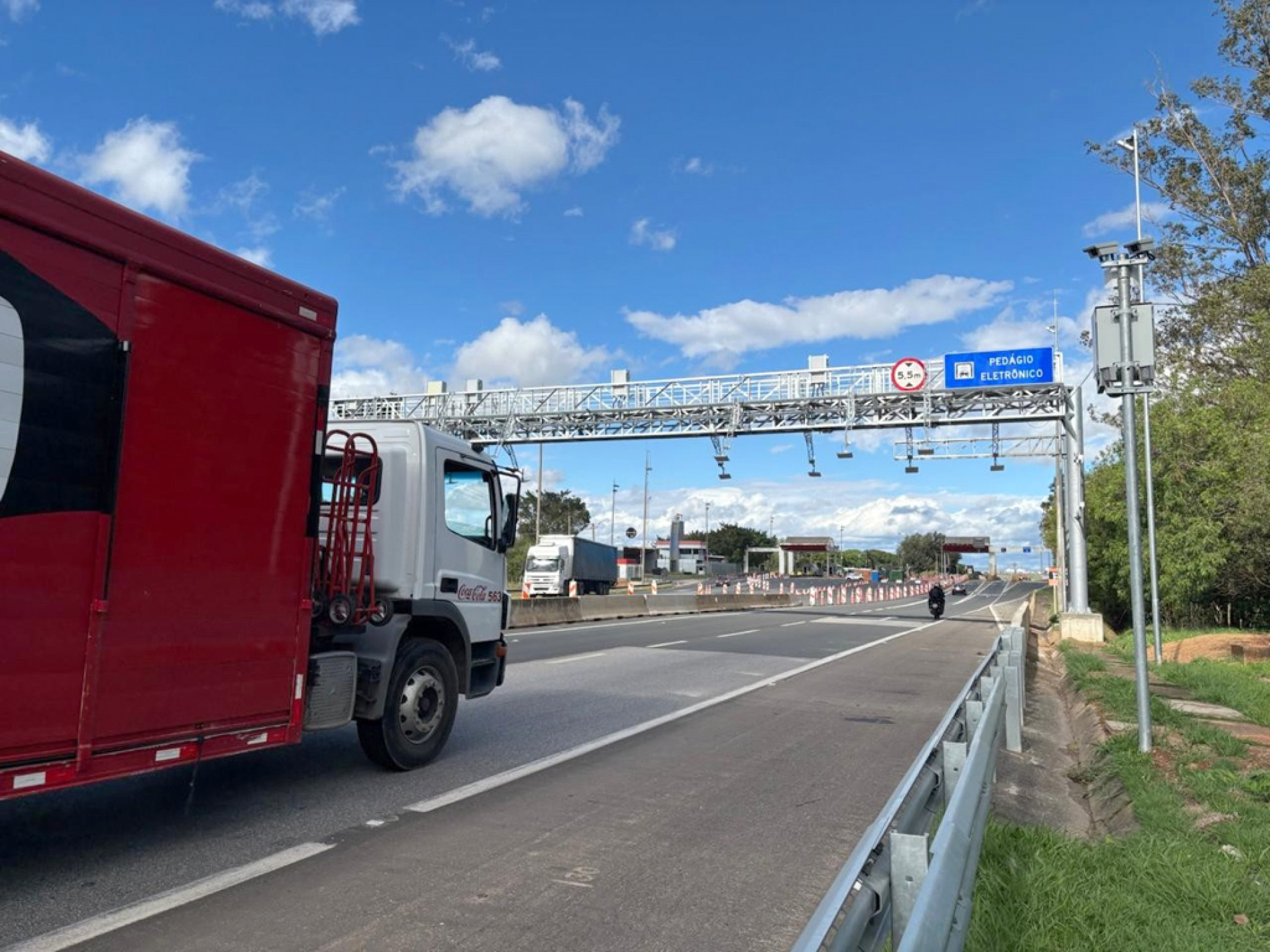 Dúvidas de como pagar e dificuldade de acesso a internet podem representar problemas, avaliam motoristas
