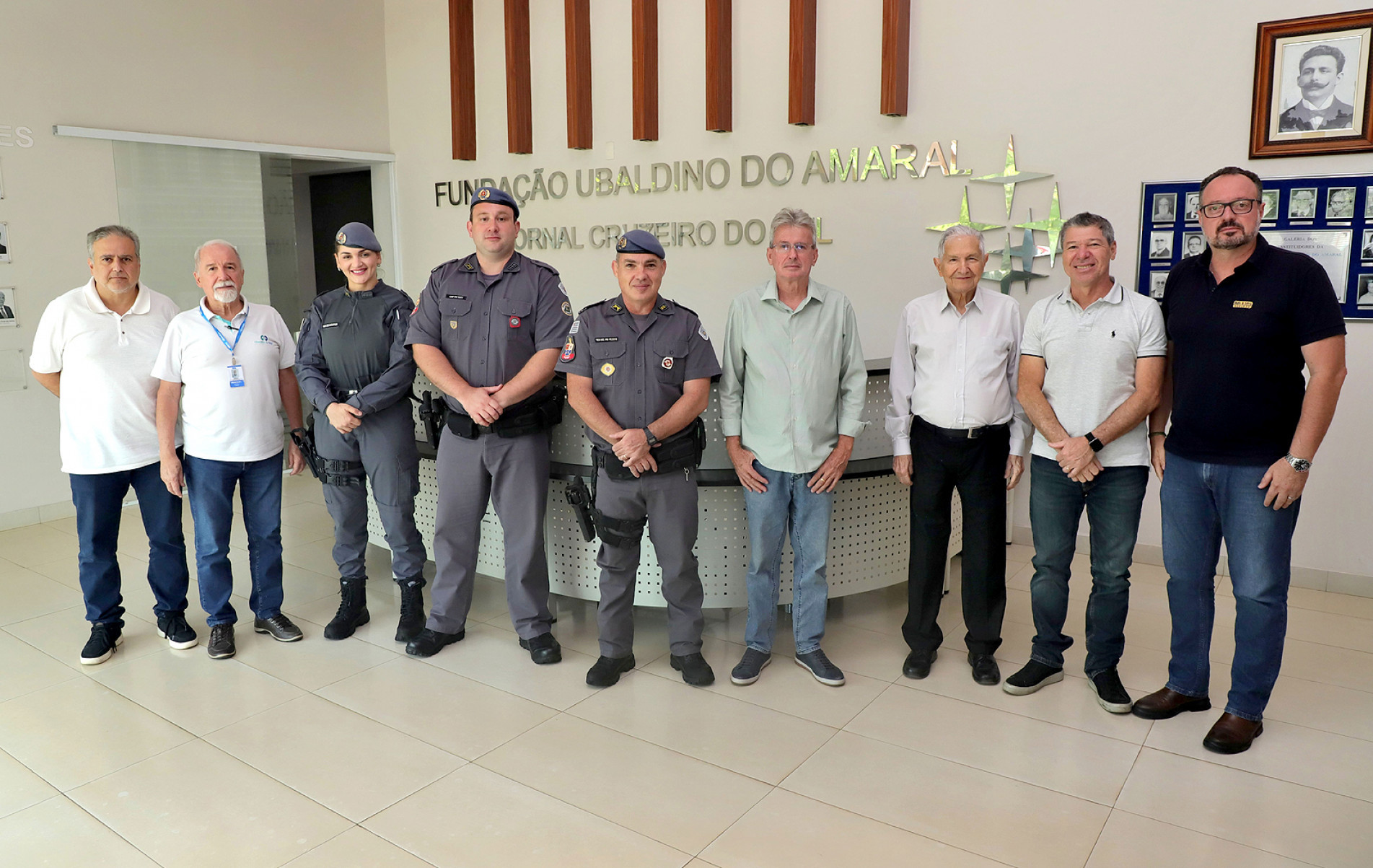 Oficiais do 55º Batalhão de Polícia Militar do Interior visitam a FUA