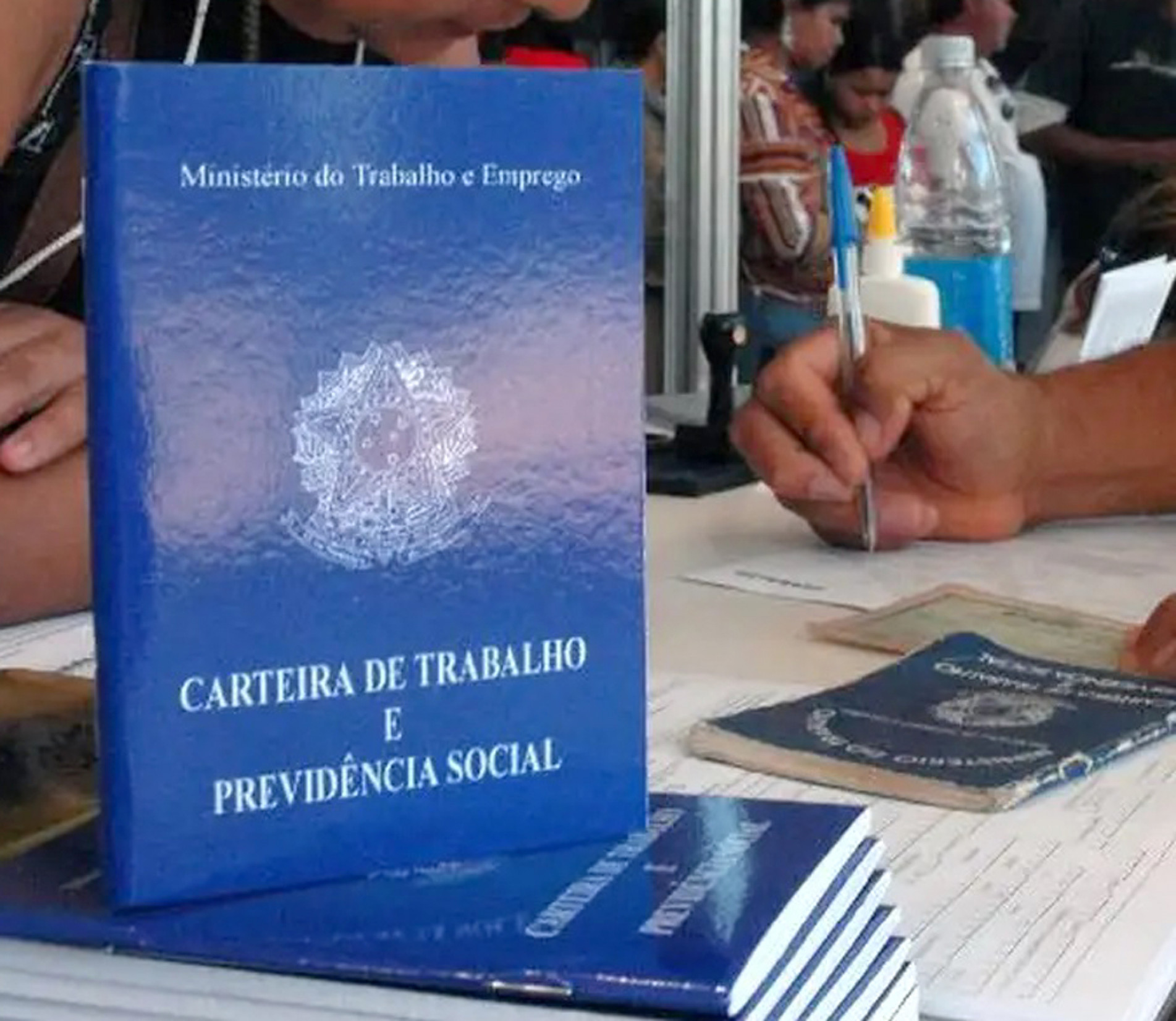 Número é 33% menor que em outubro de 2024
