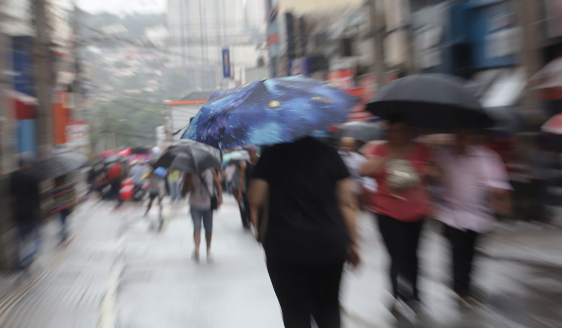 Defesa Civil alerta para risco de tempestades 