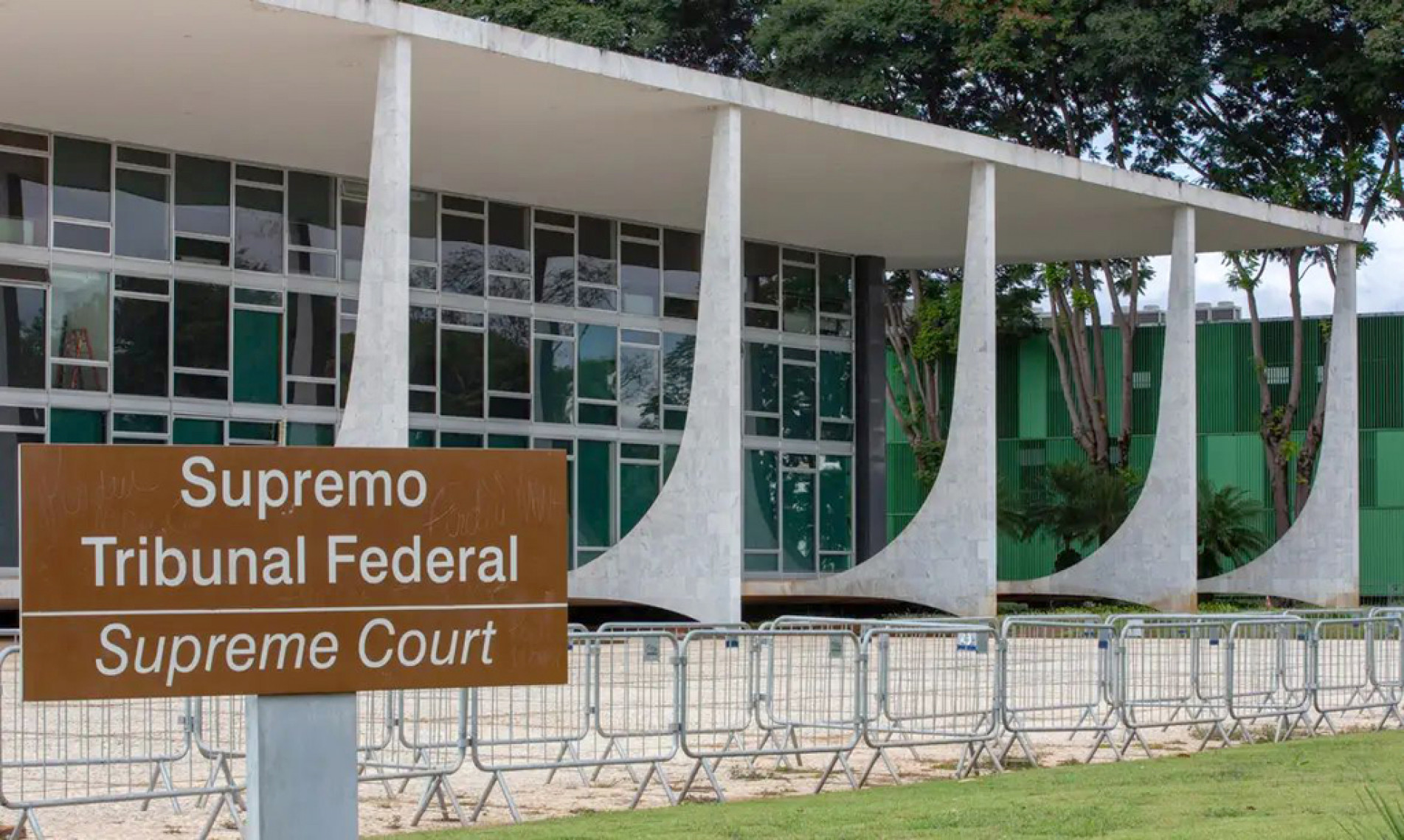 Aprovação ocorreu no mesmo dia da decisão de Gilmar Mendes