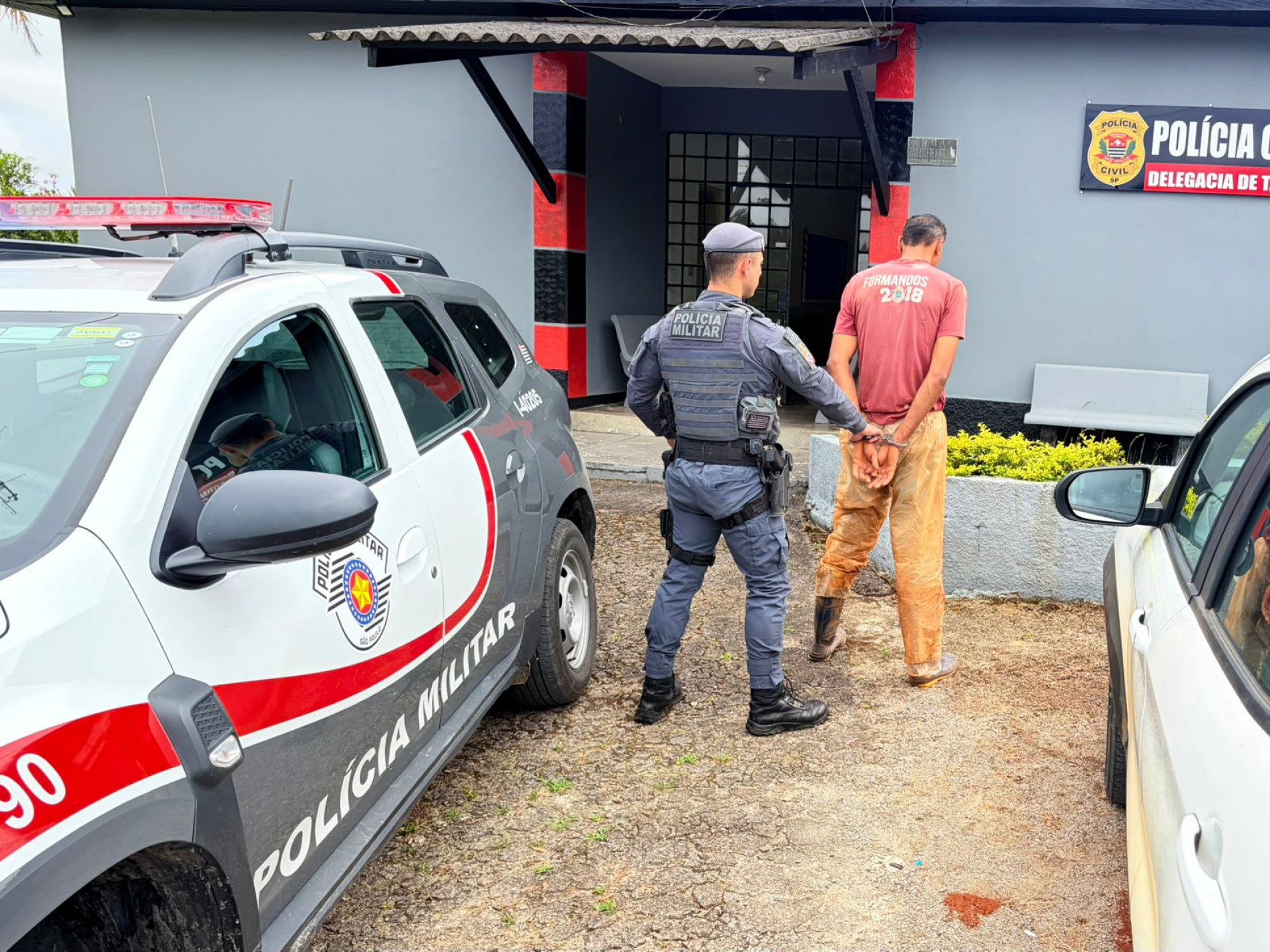 Acusado foi encaminhado para a delegacia da cidade