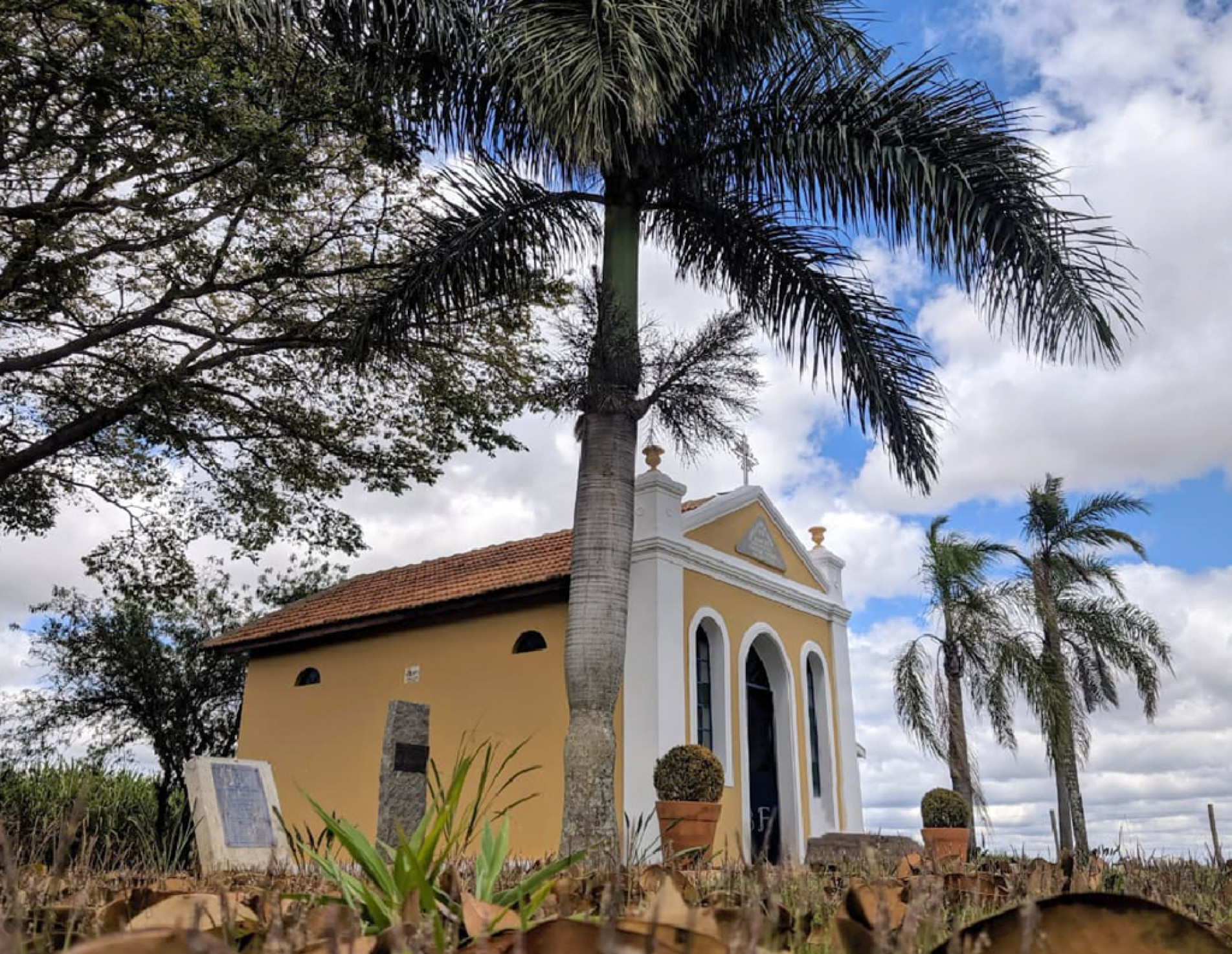 Cidade da região tem igrejas e outros prédios históricos 
