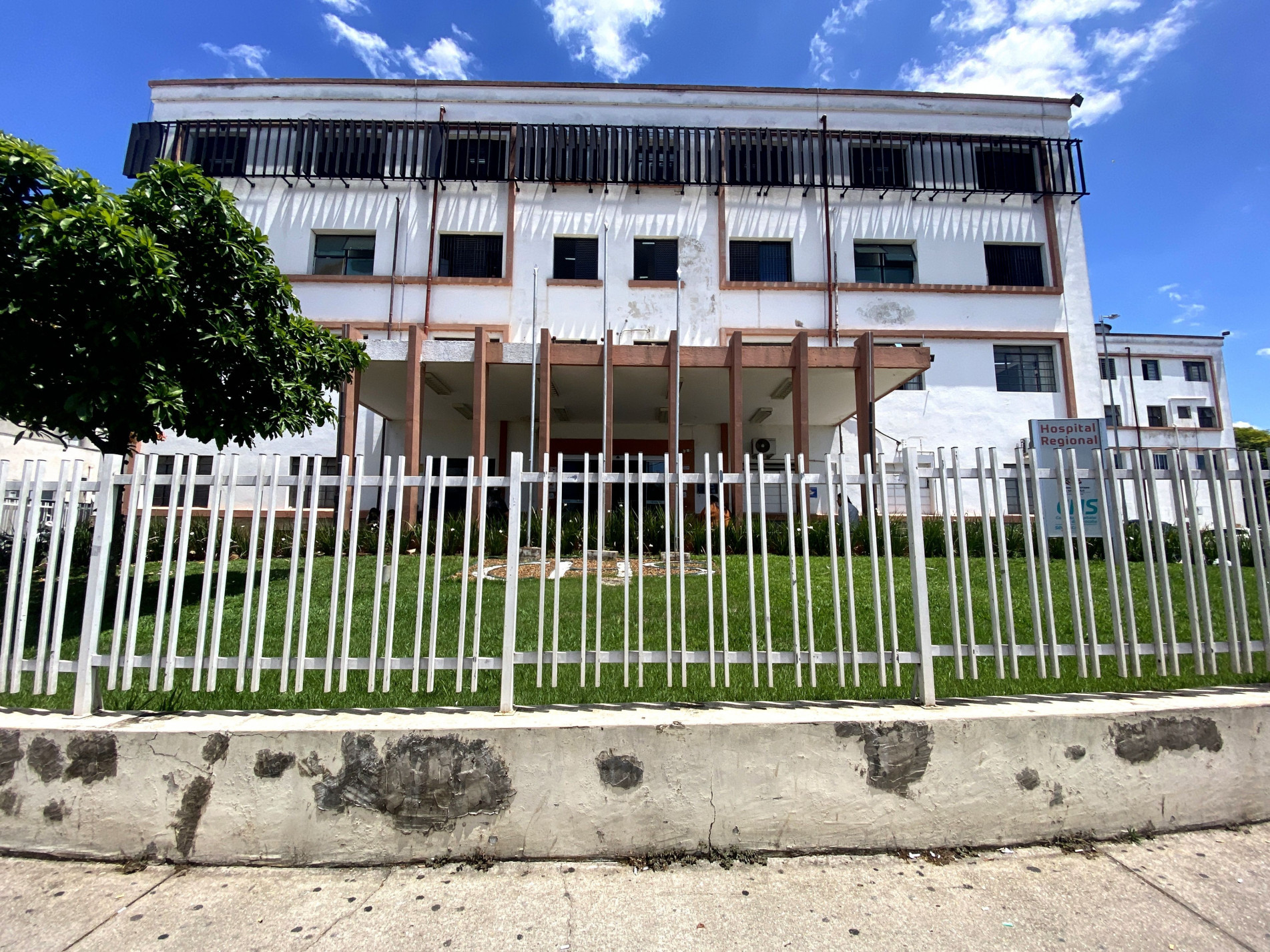 Larvas aparecem no CHS