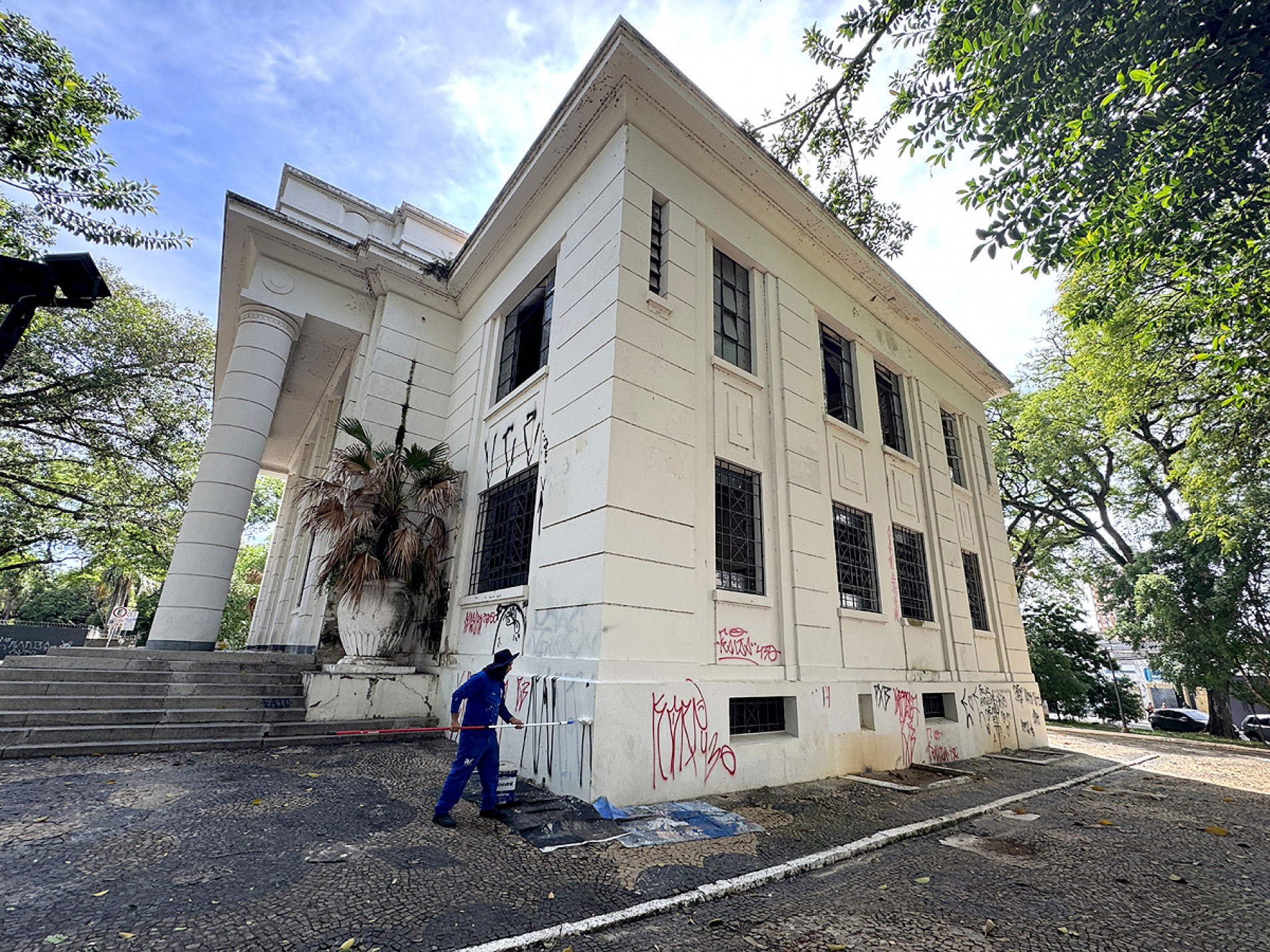 Além de abrigar o antigo Fórum de Sorocaba, o prédio também serviu como um importante polo de cultura na forma da Oficina Cultural Grande Otelo
