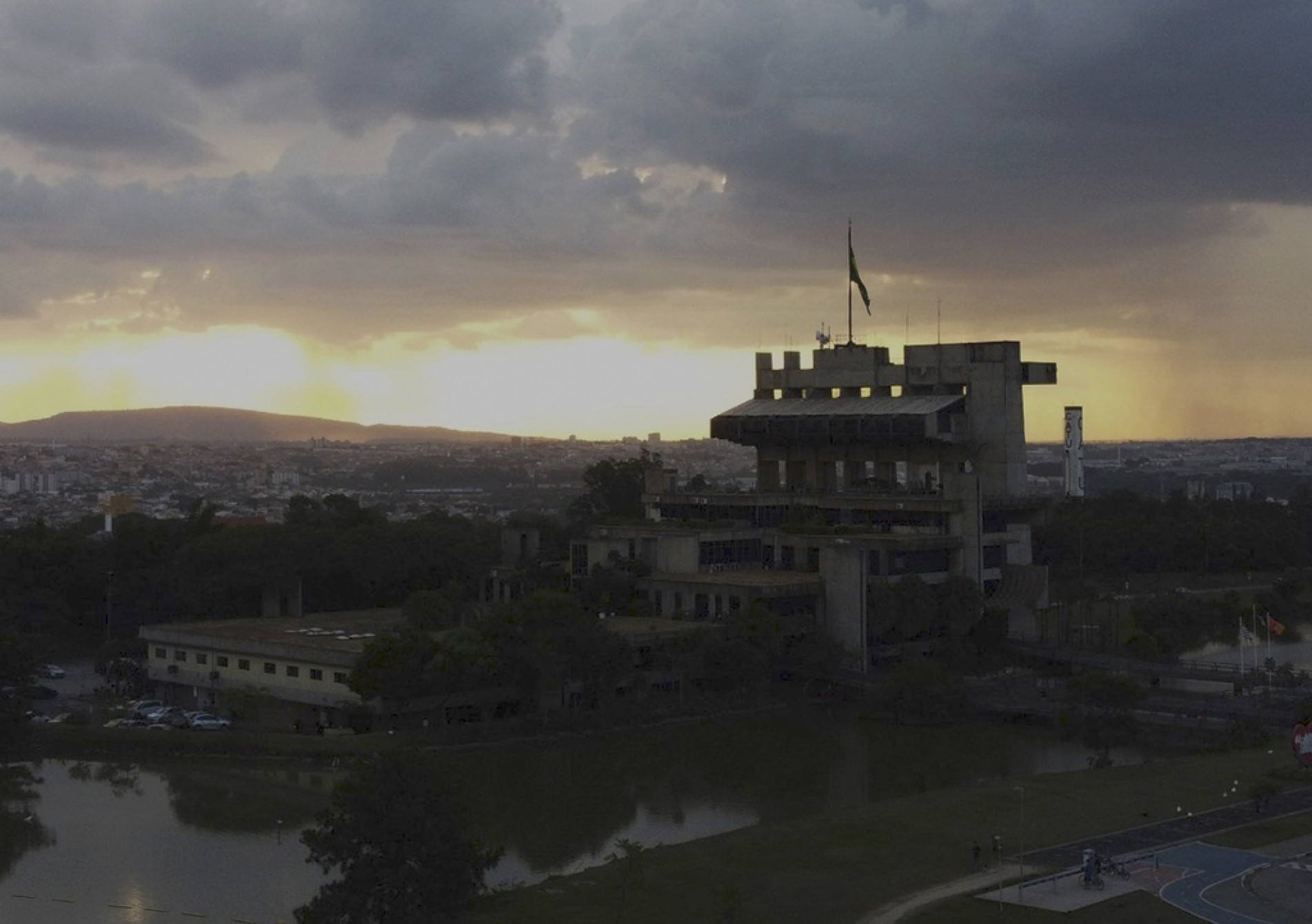 Indicadores que se destacaram: Infraestrutura e Mobilidade, Educação, Desenvolvimento Socioeconômico e Ordem Pública; Saúde ficou com nota laranja
