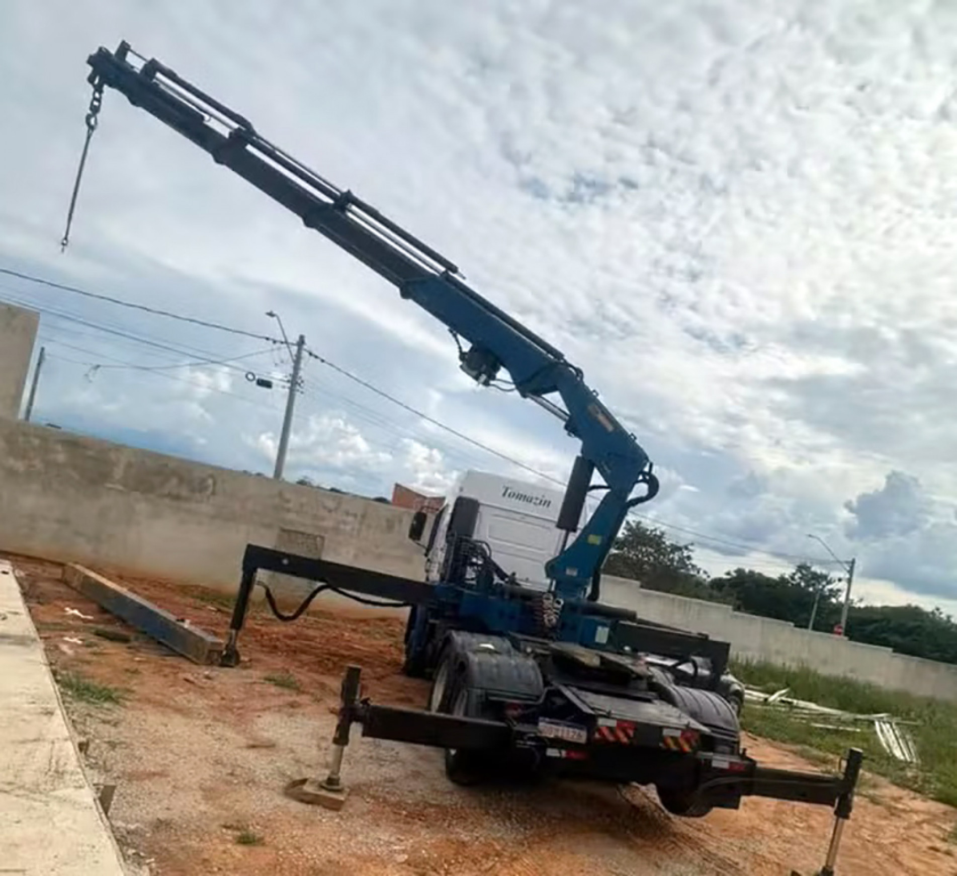 Na terça-feira, um jovem de 16 anos morreu após ser atingido por uma viga de ferro de aproximadamente 200 quilos durante uma obra no Éden
