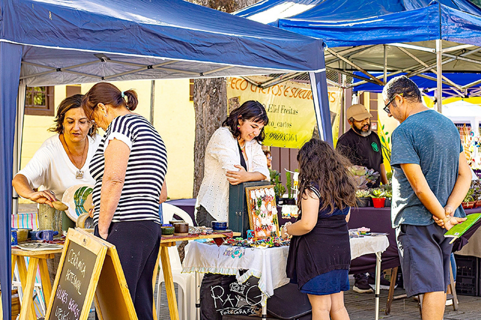  Iniciativa conta com expositores da cidade e da região